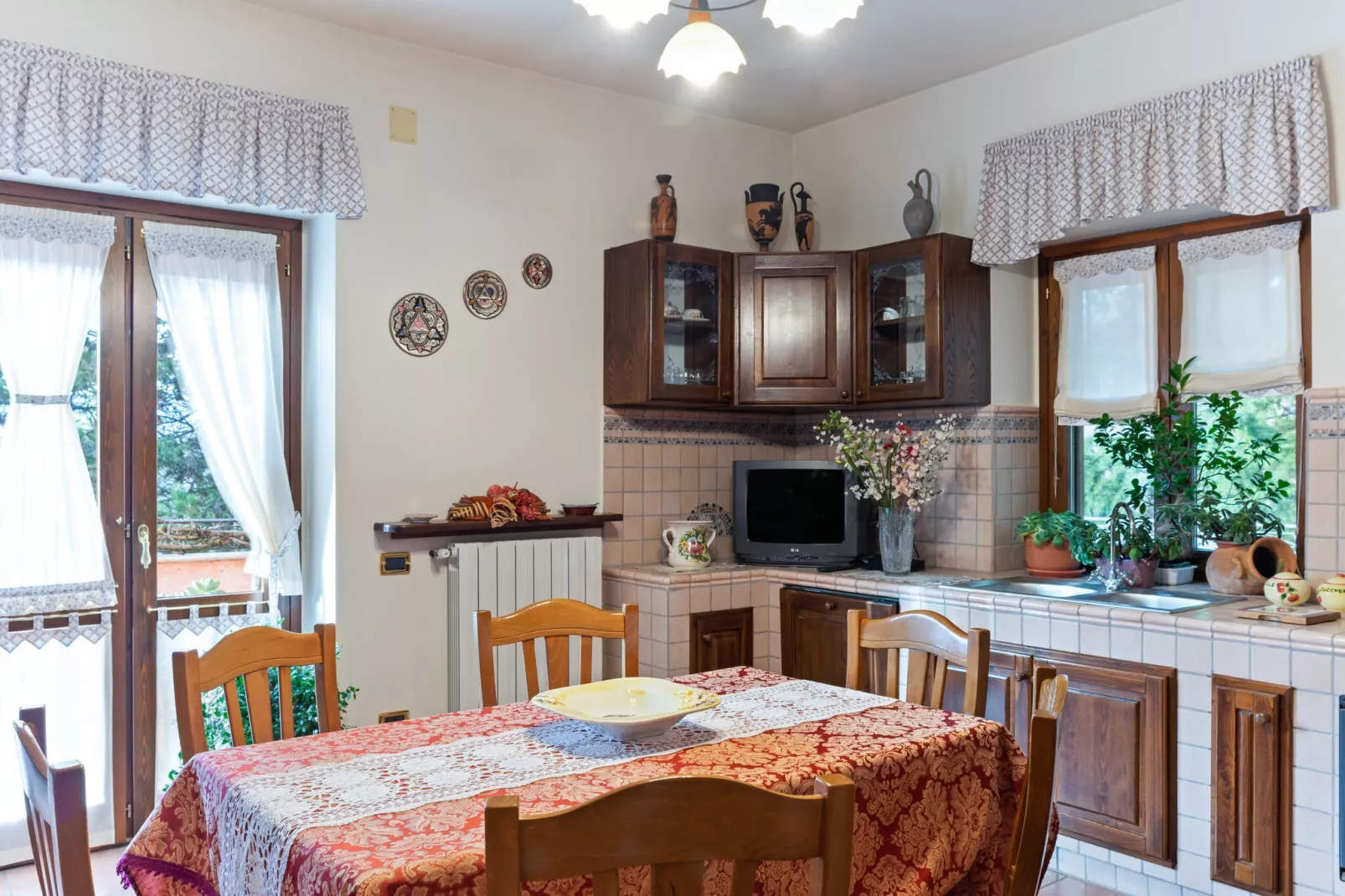 Appartamento in Villa con Giardino e Piscina-Kitchen