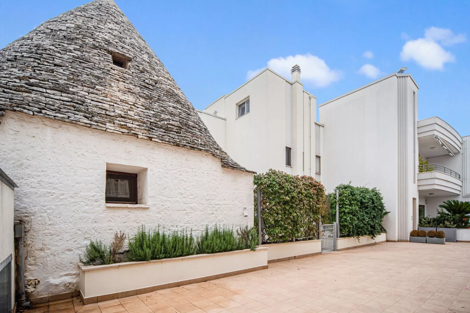 Trullo dell'Ulivo per Tre-Exterior summer