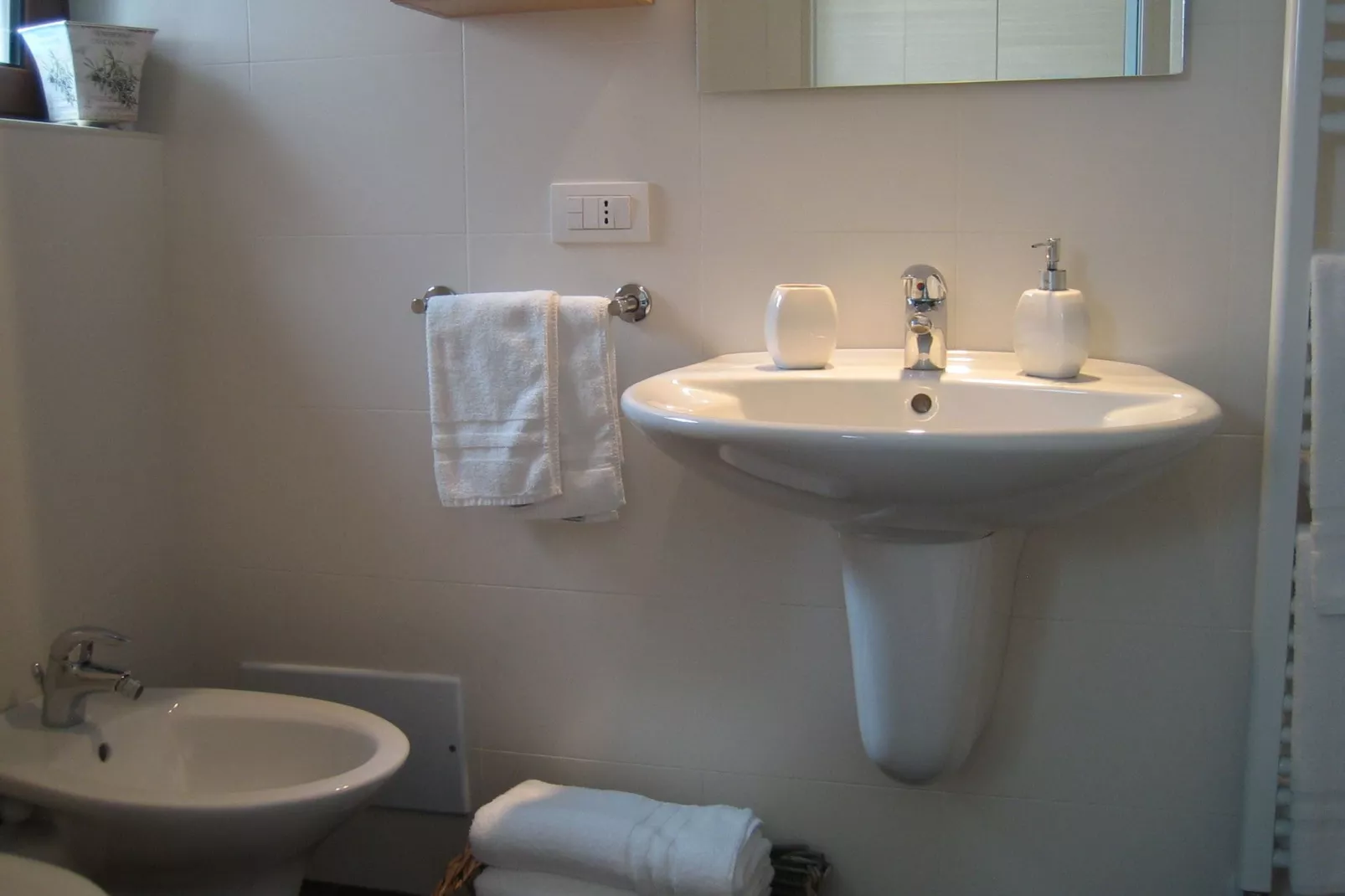 Trullo dell'Ulivo per Due-Bathroom