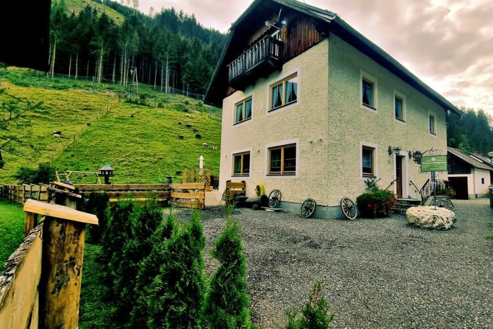 Ferienhaus Krapflgeusche-Exterior summer