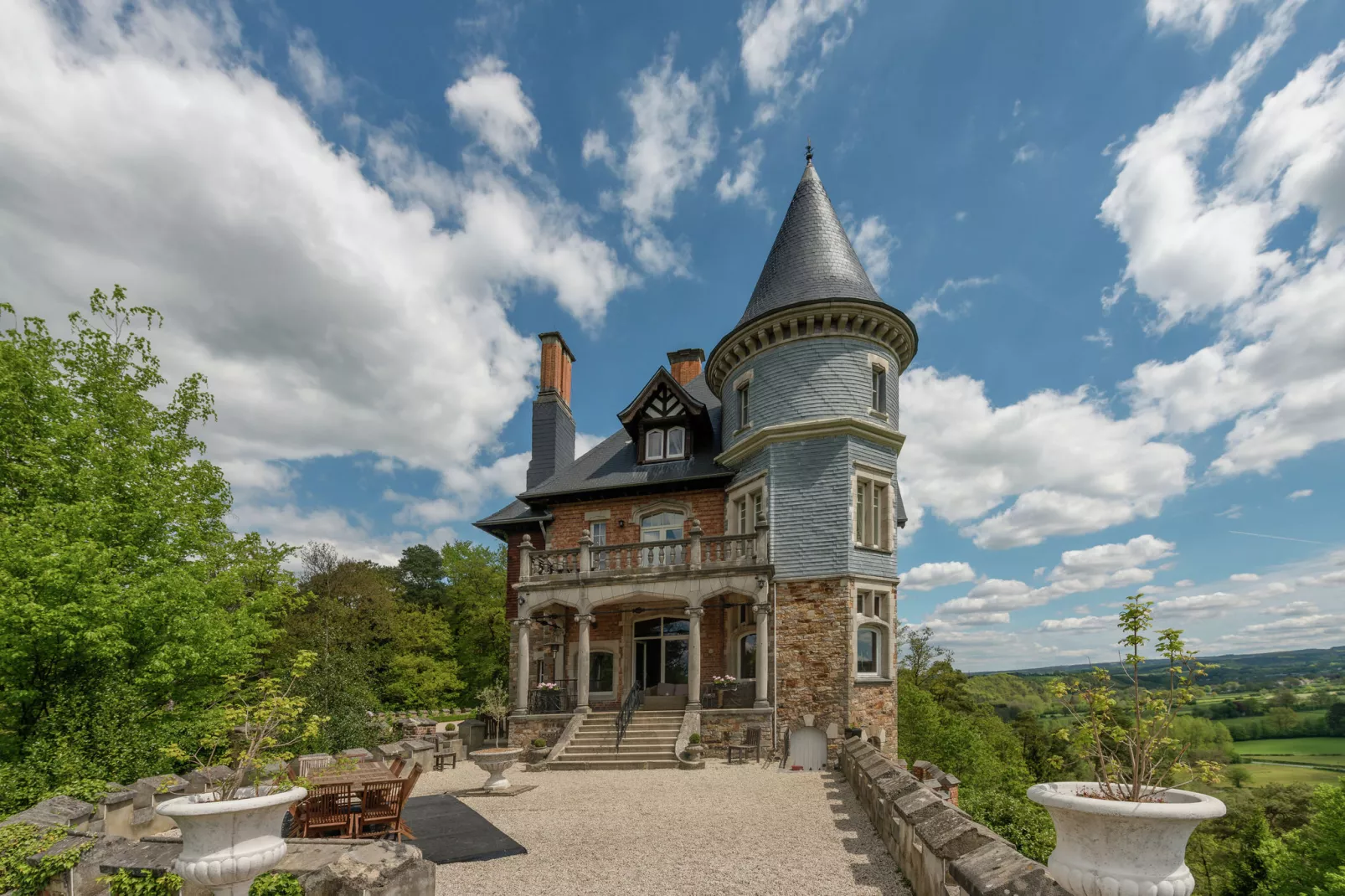 Le Chateau de Balmoral - 22 pers-Exterior summer