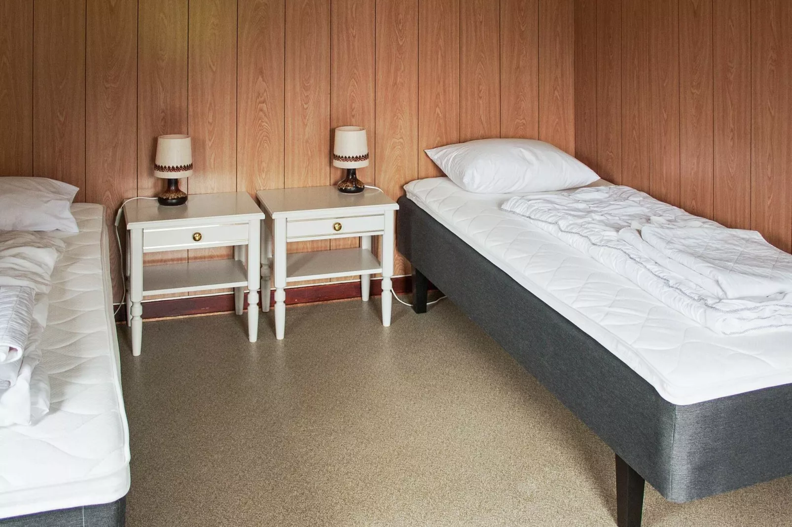 53381 VÅGLAND-Indoor