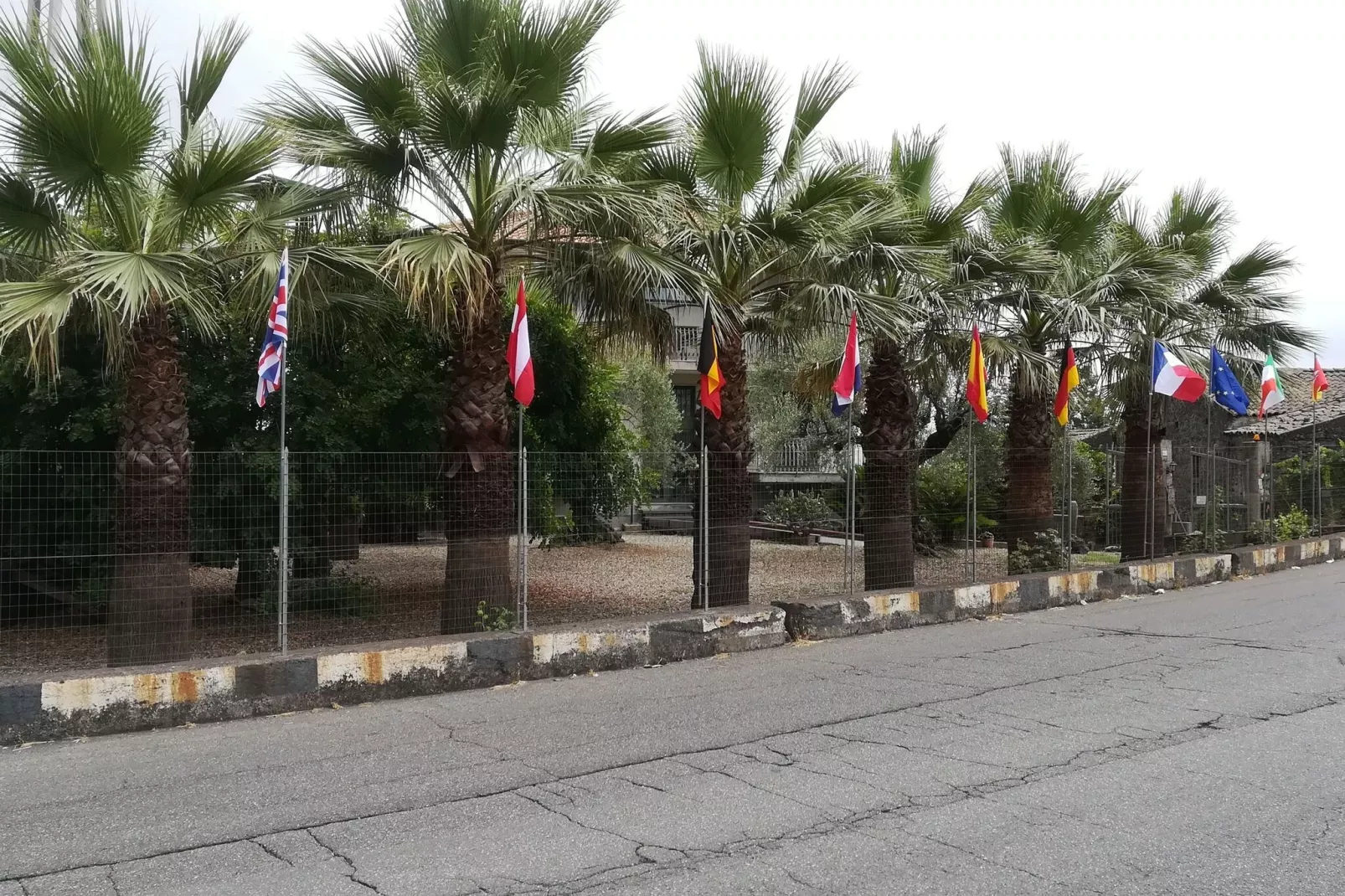 Appartamento Le Palme-Exterior summer
