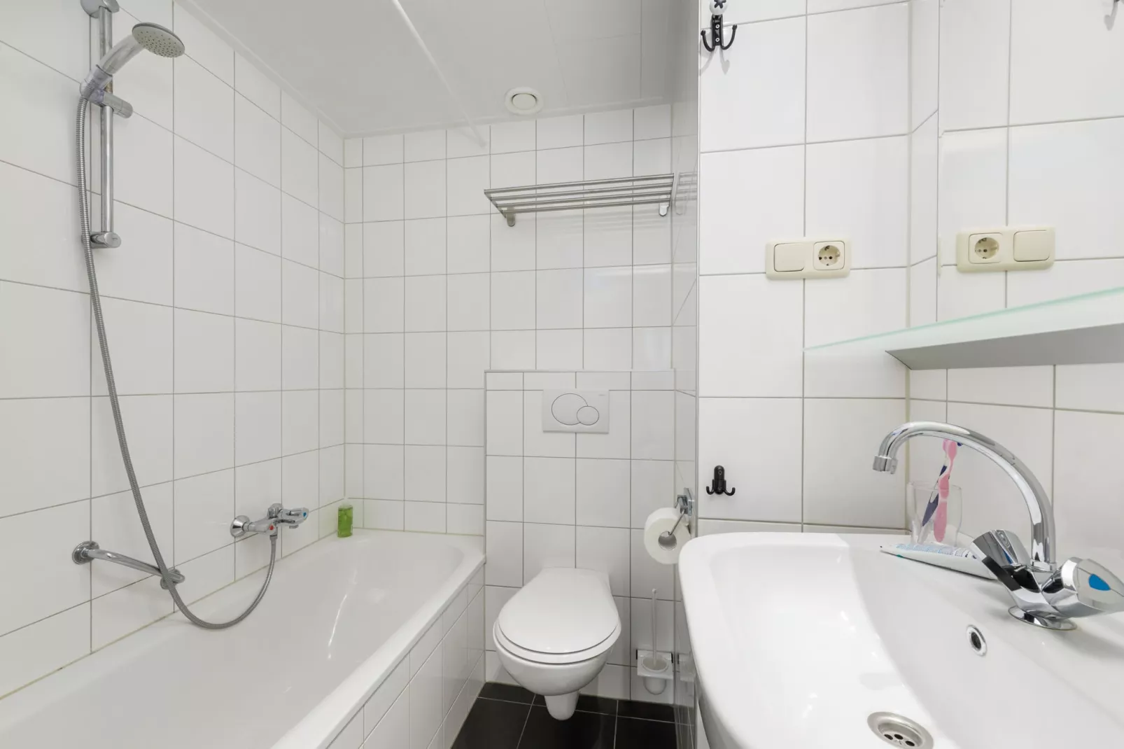 Bosch en Zee 1-Bathroom