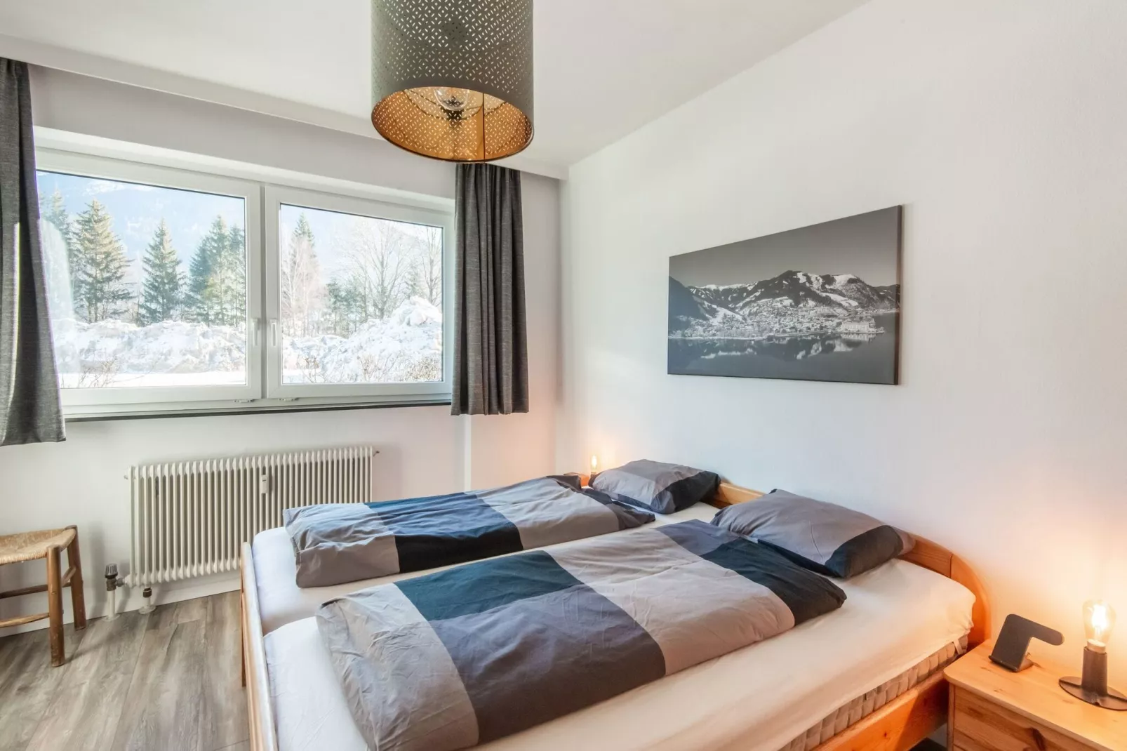 Lake Apartment Yunique-Bedroom