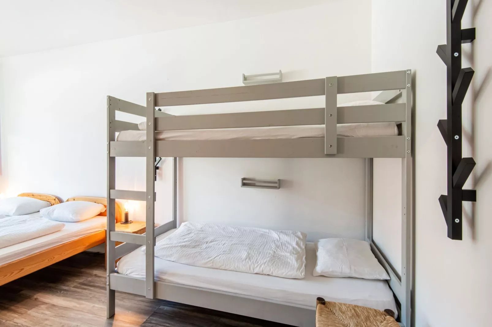 Lake Apartment Yunique-Bedroom