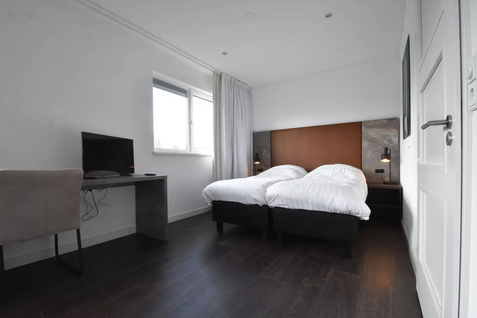 Villa Black & White Harderwijk 209-Bedroom