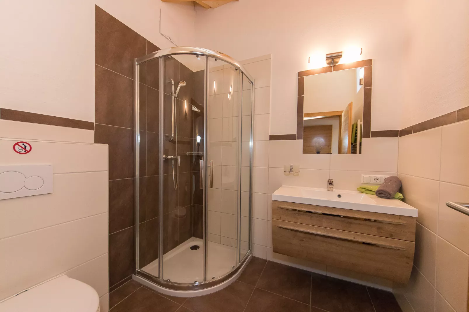 Apartment Oberaigen L-Bathroom