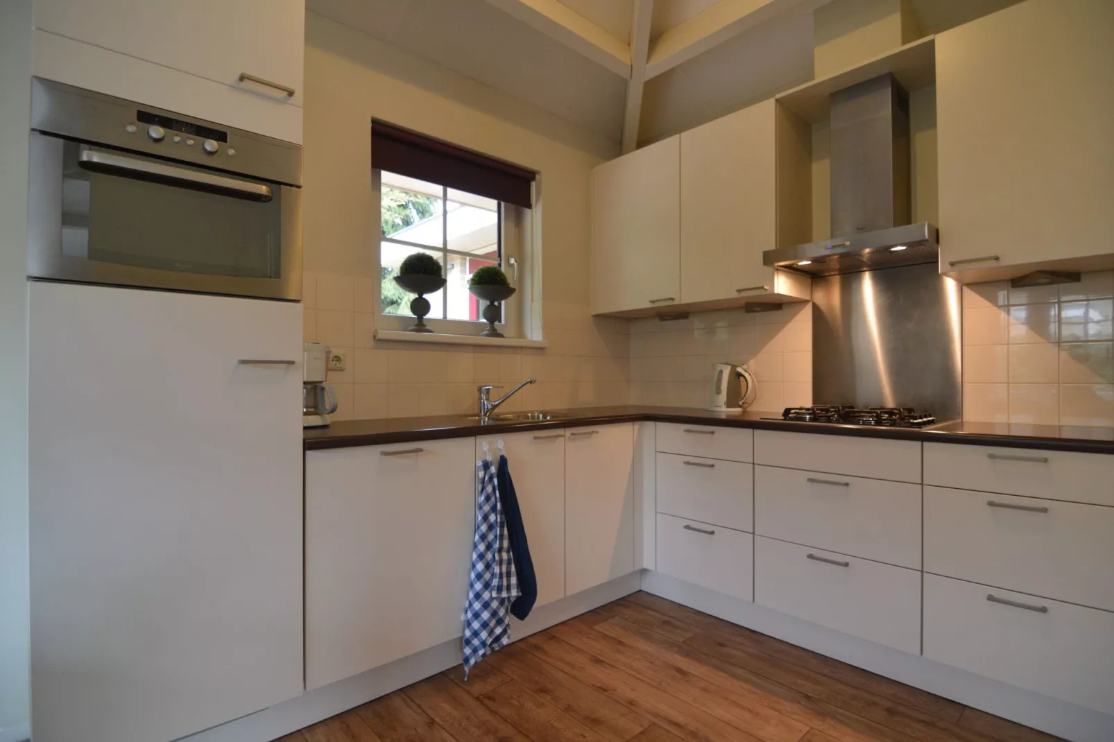 Twentie-Kitchen