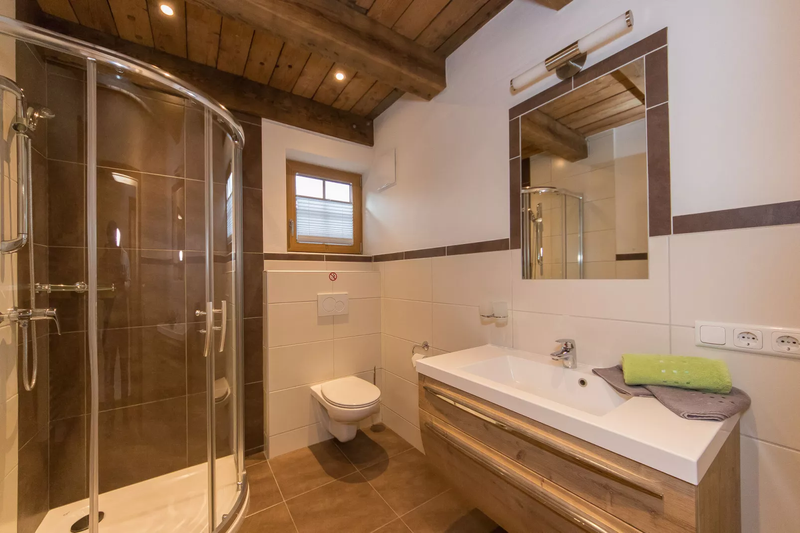 Landhaus Oberaigen-Bathroom