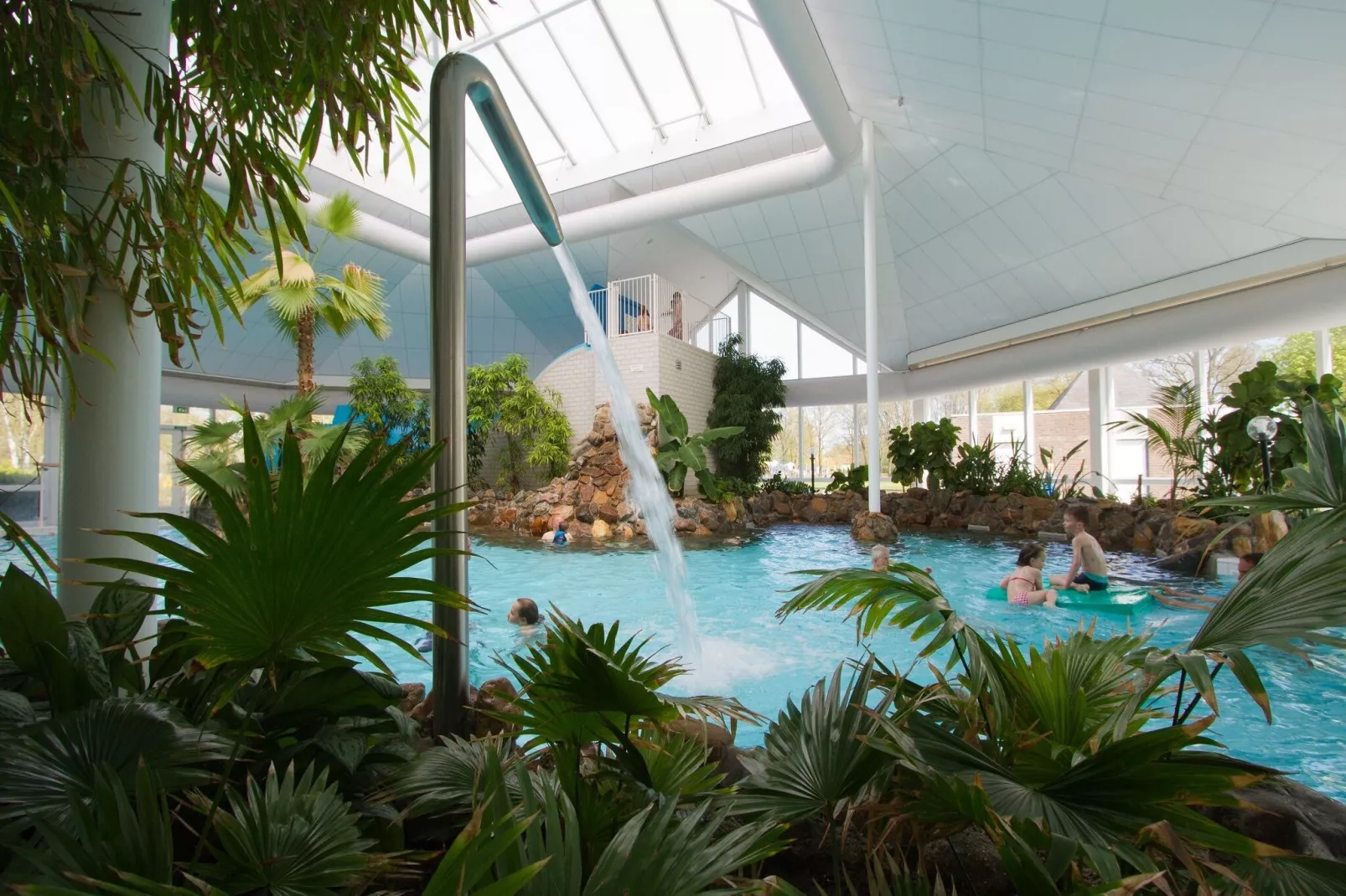 Buitenhof De Leistert 15-Park facilities