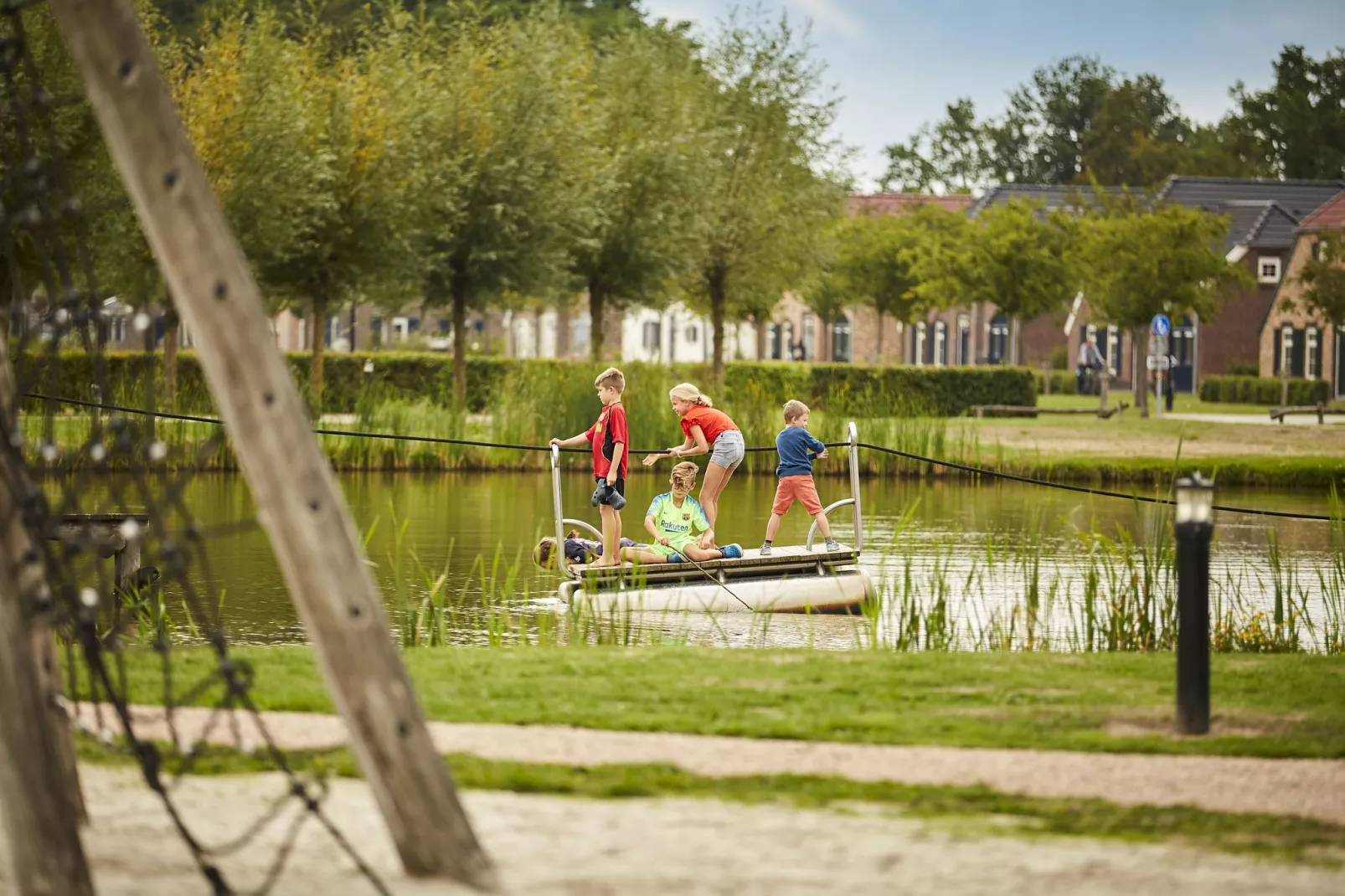 Buitenhof De Leistert 32-Park facilities