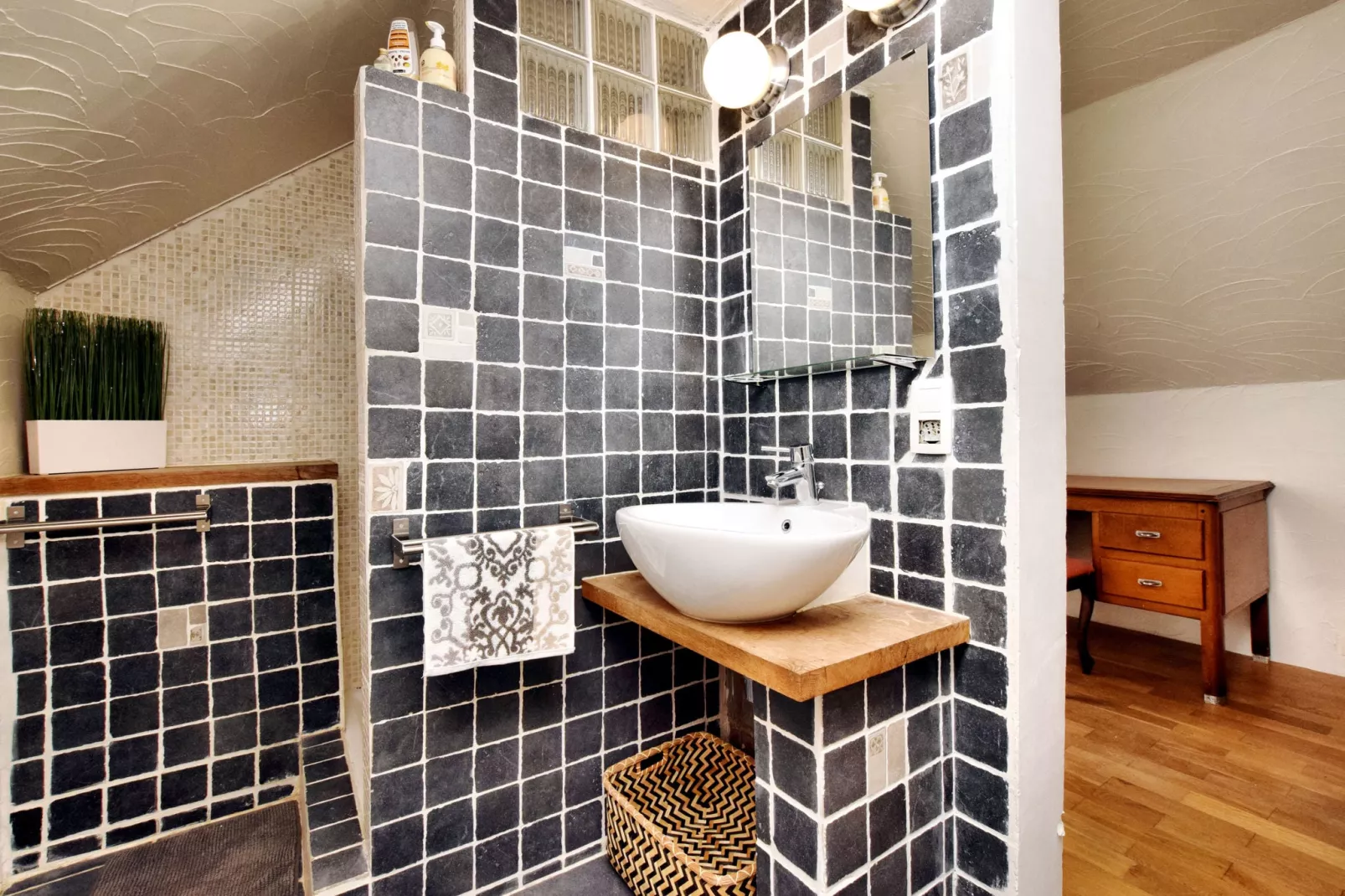 Harnoncourt-Bathroom