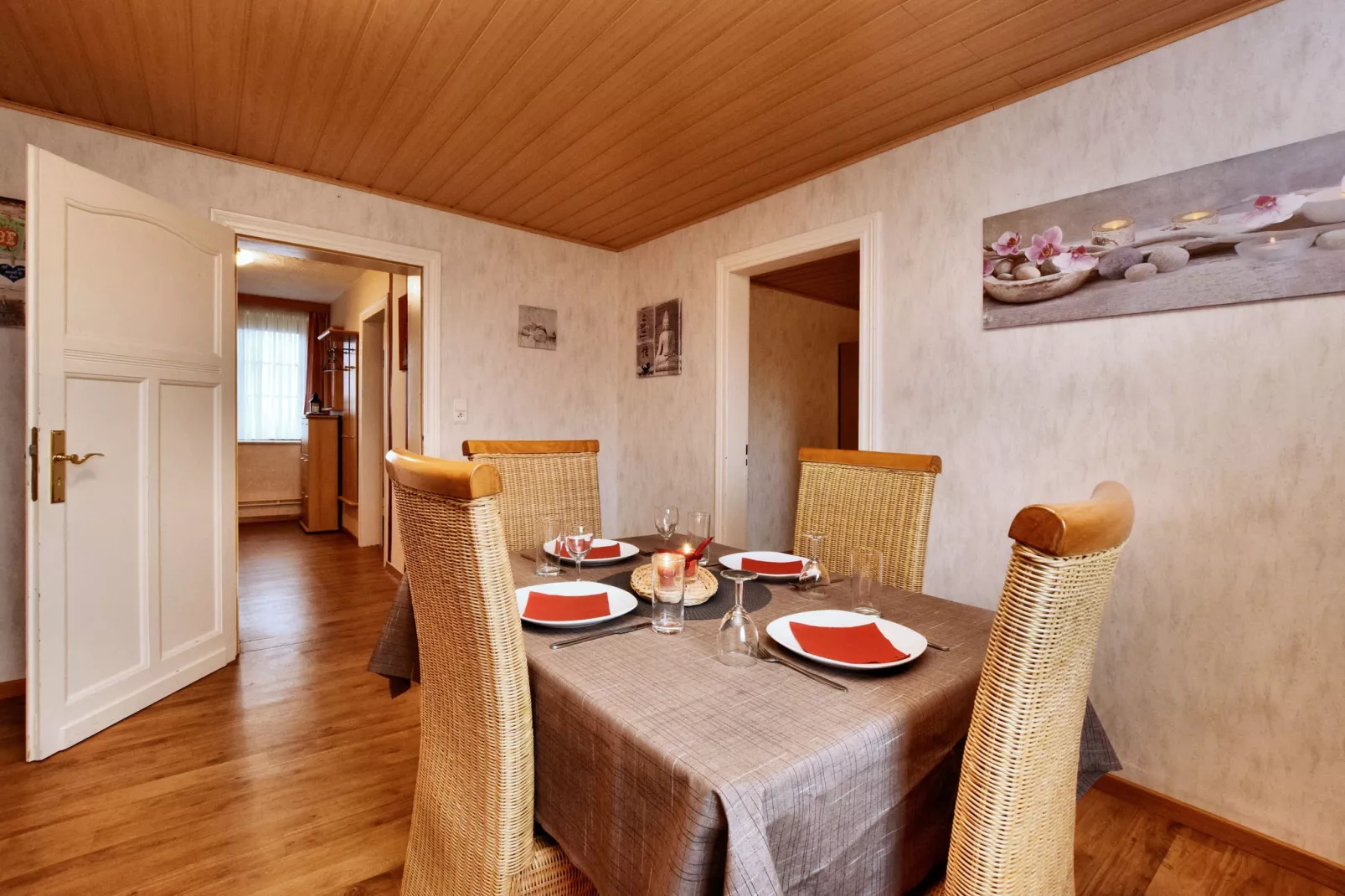Haus Kohn-Dining room