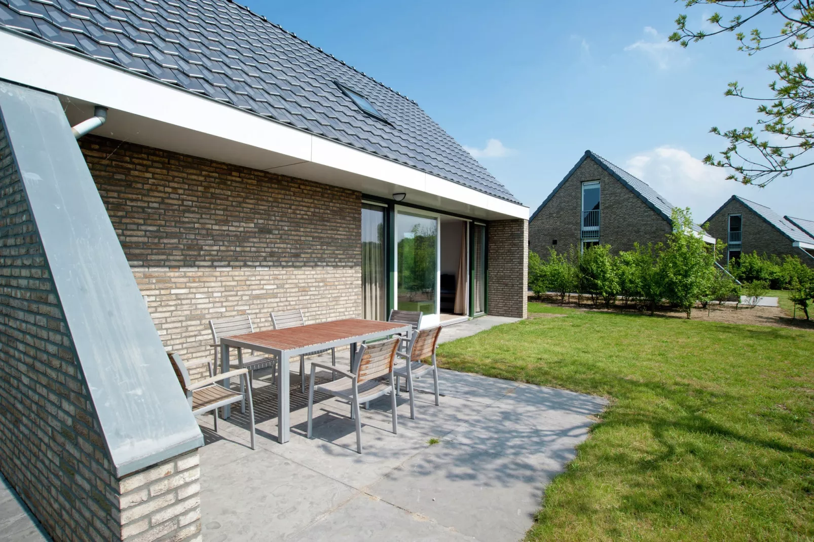 Maaspark Boschmolenplas - Tuinblik