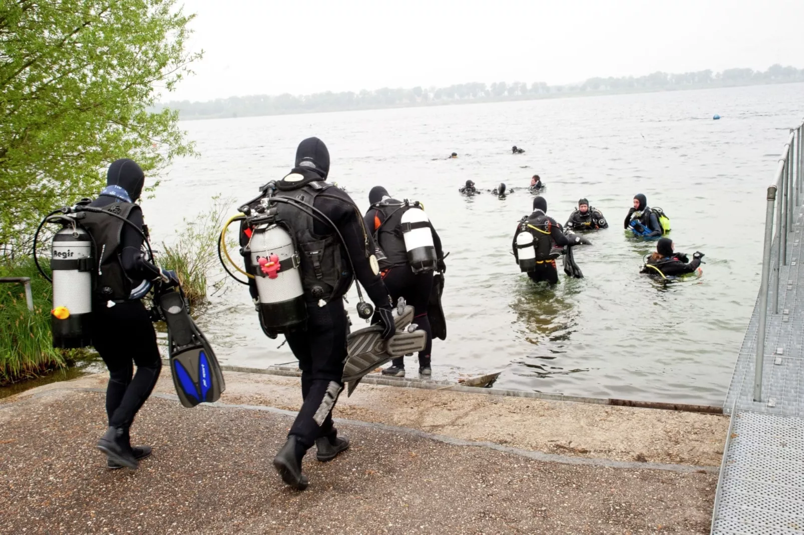 Maaspark Boschmolenplas - Tuinblik-Parkeinrichtungen