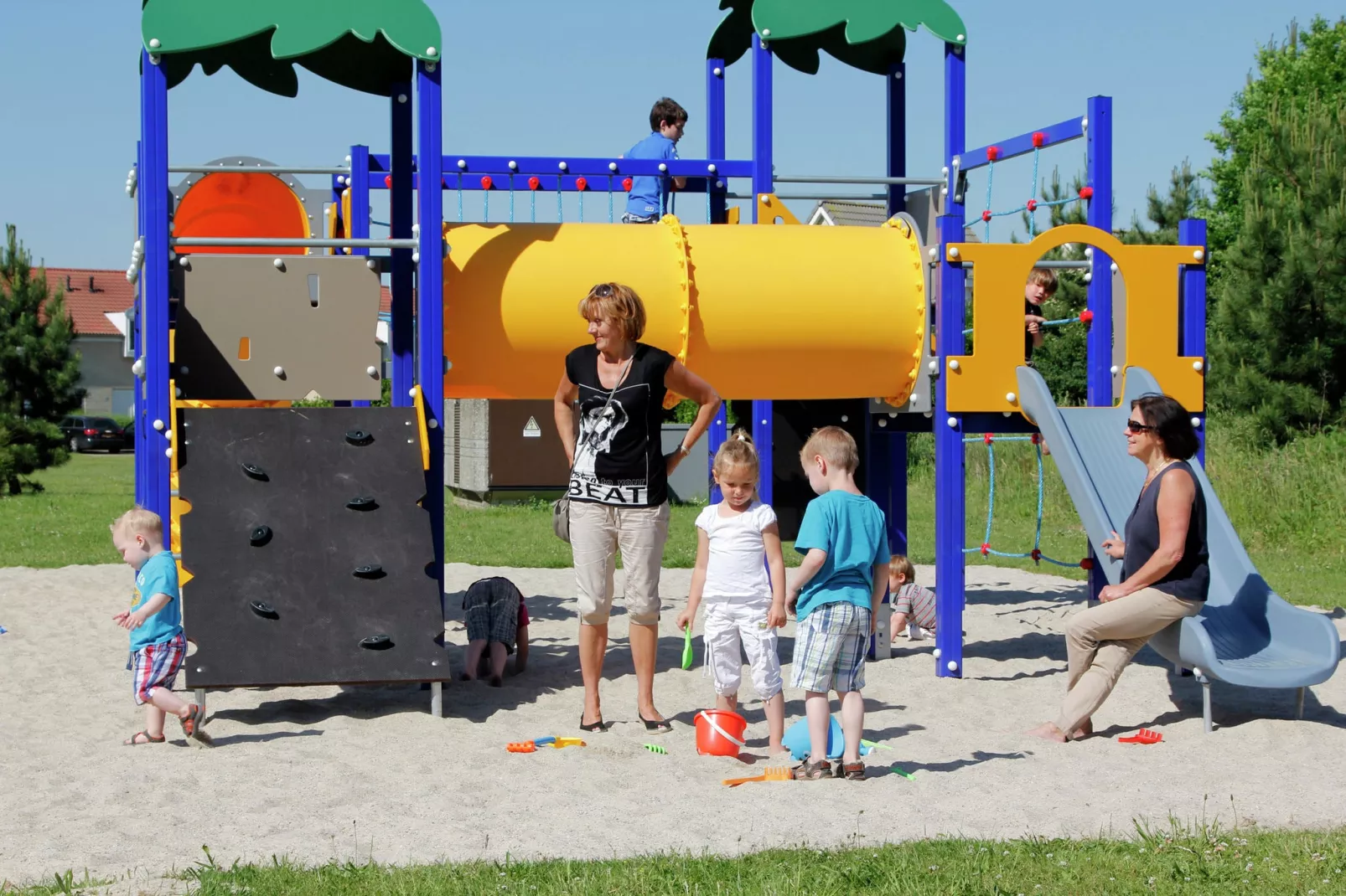 Maaspark Boschmolenplas - Tuinblik-Parkeinrichtungen