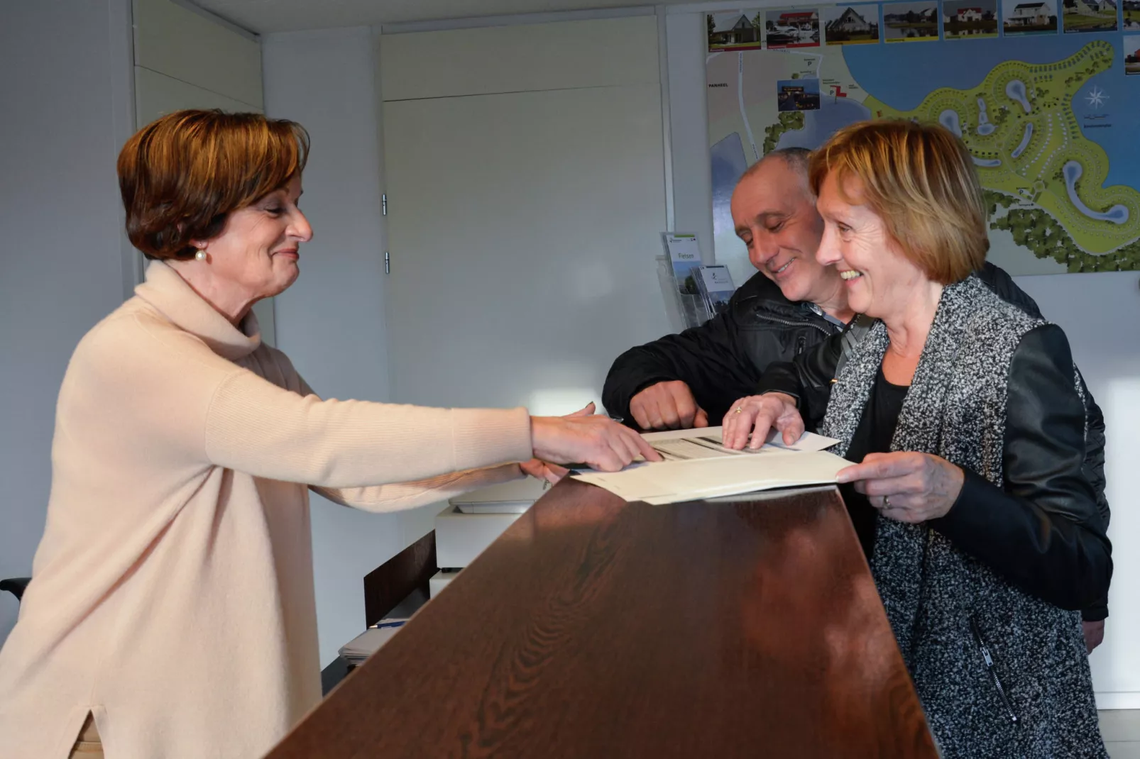Maaspark Boschmolenplas - Tuinblik-Parkeinrichtungen