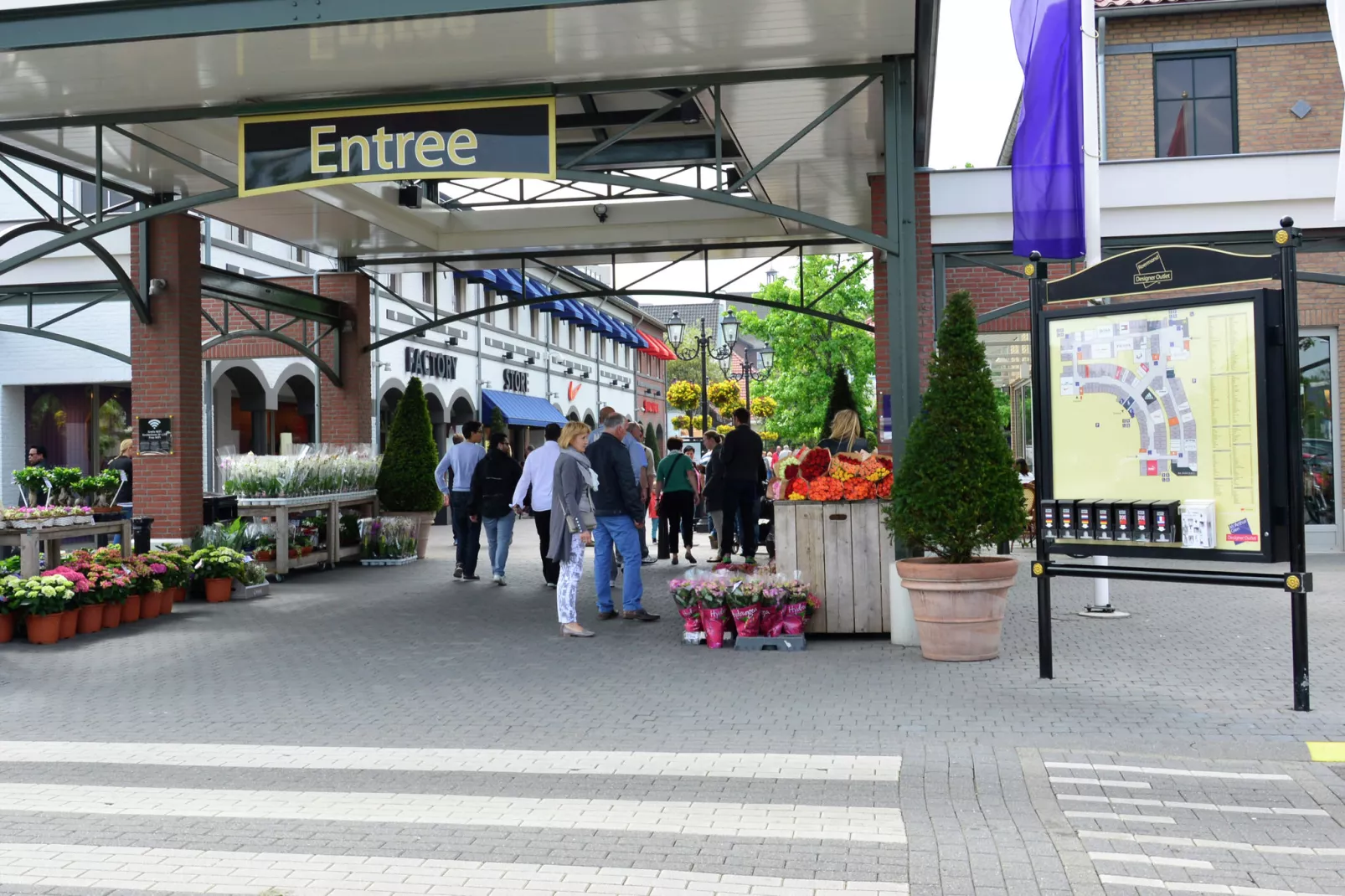 Maaspark Boschmolenplas - Tuinblik-Gebiete Sommer 20 km