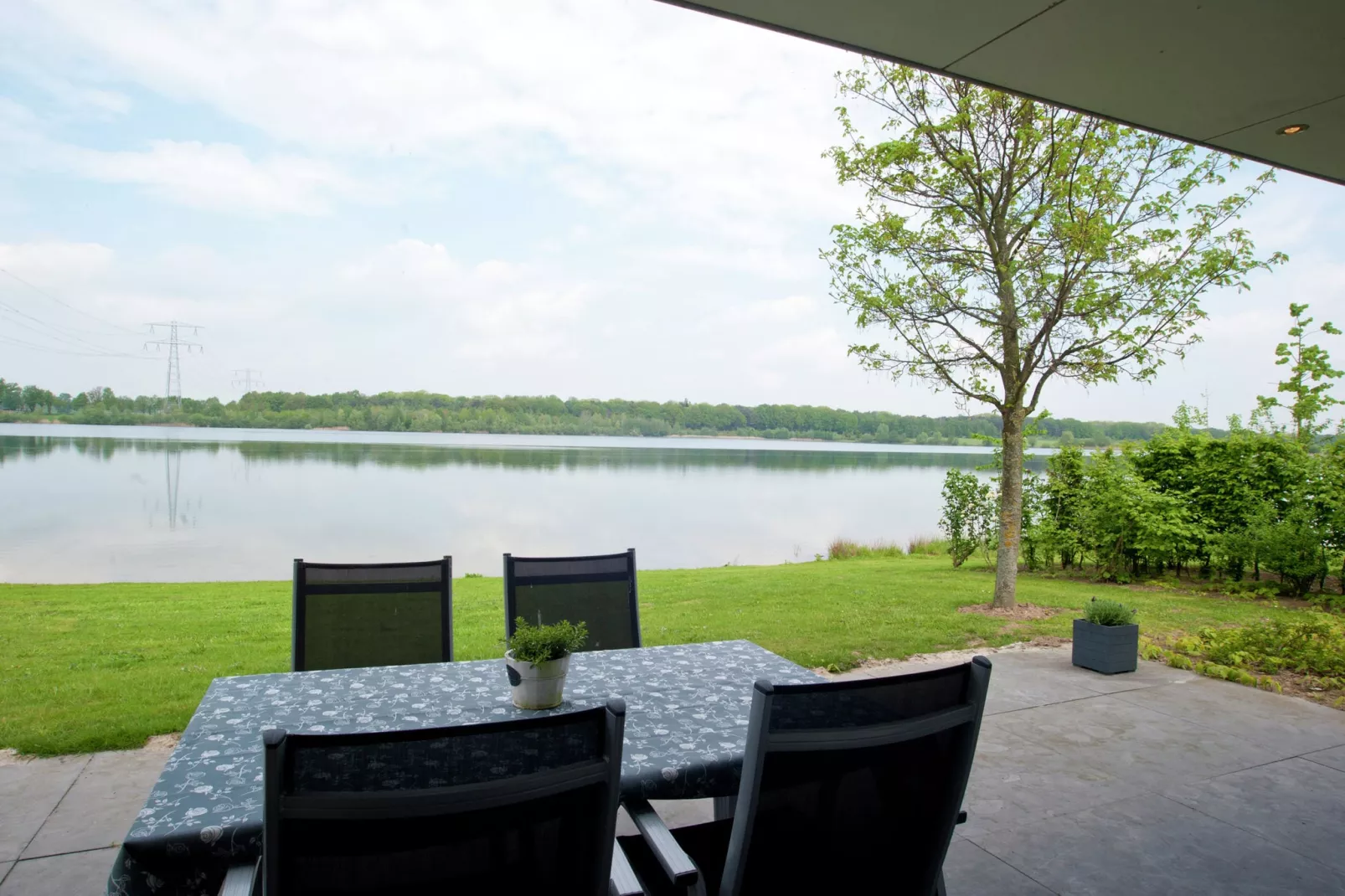 Maaspark Boschmolenplas 1-Terrace balcony