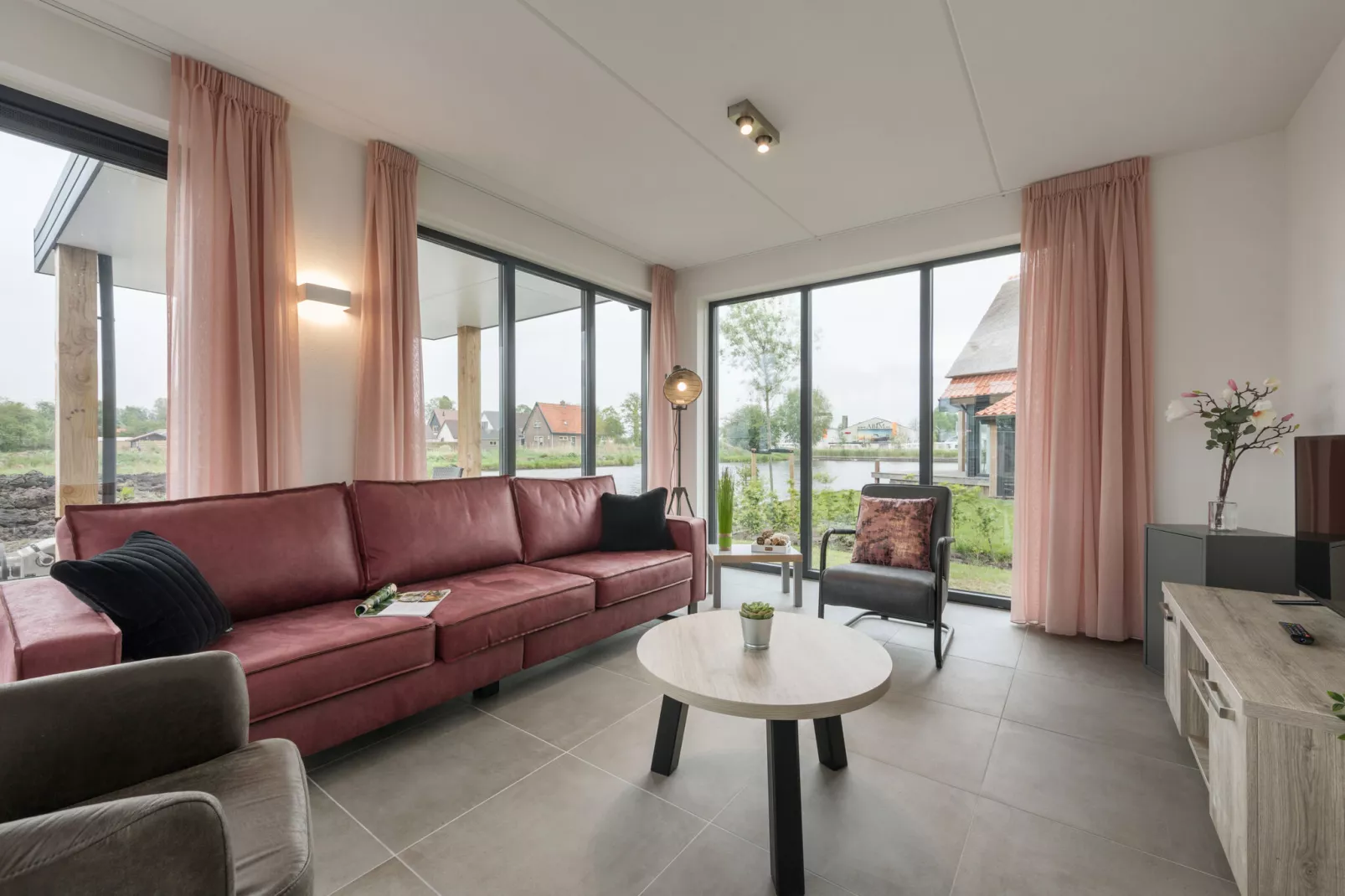 Waterstaete Ossenzijl 3-Living room