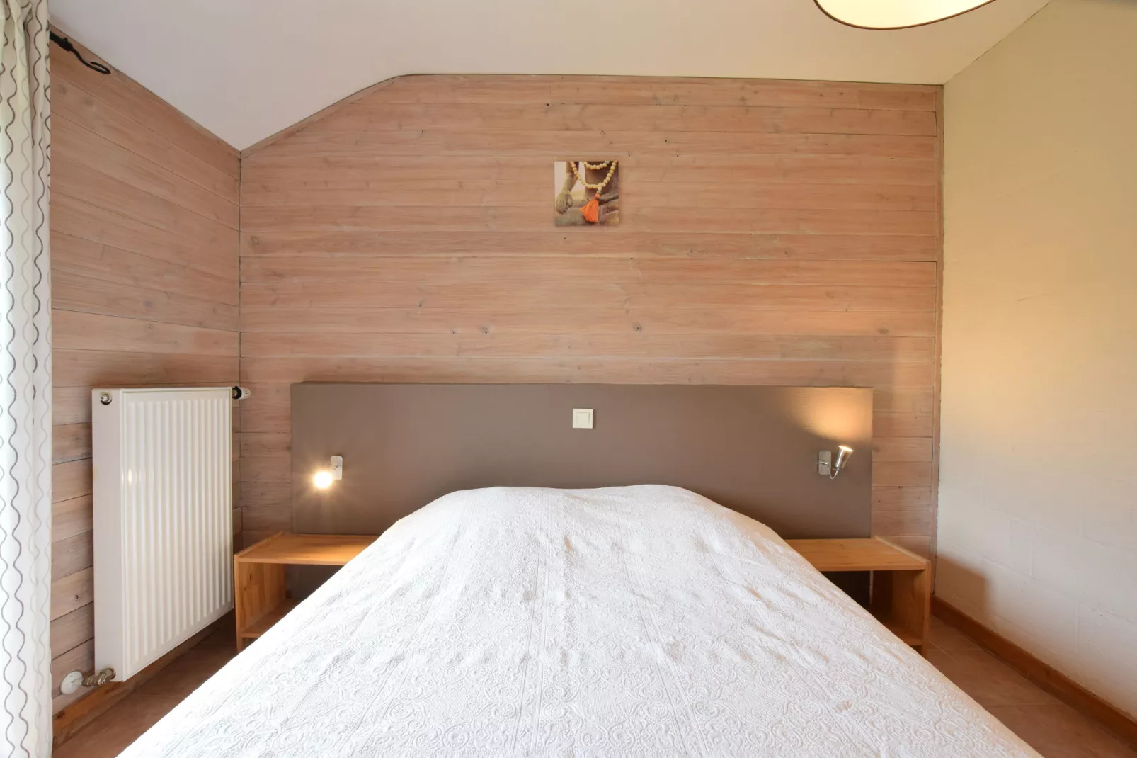 Les Mirettes-Bedroom