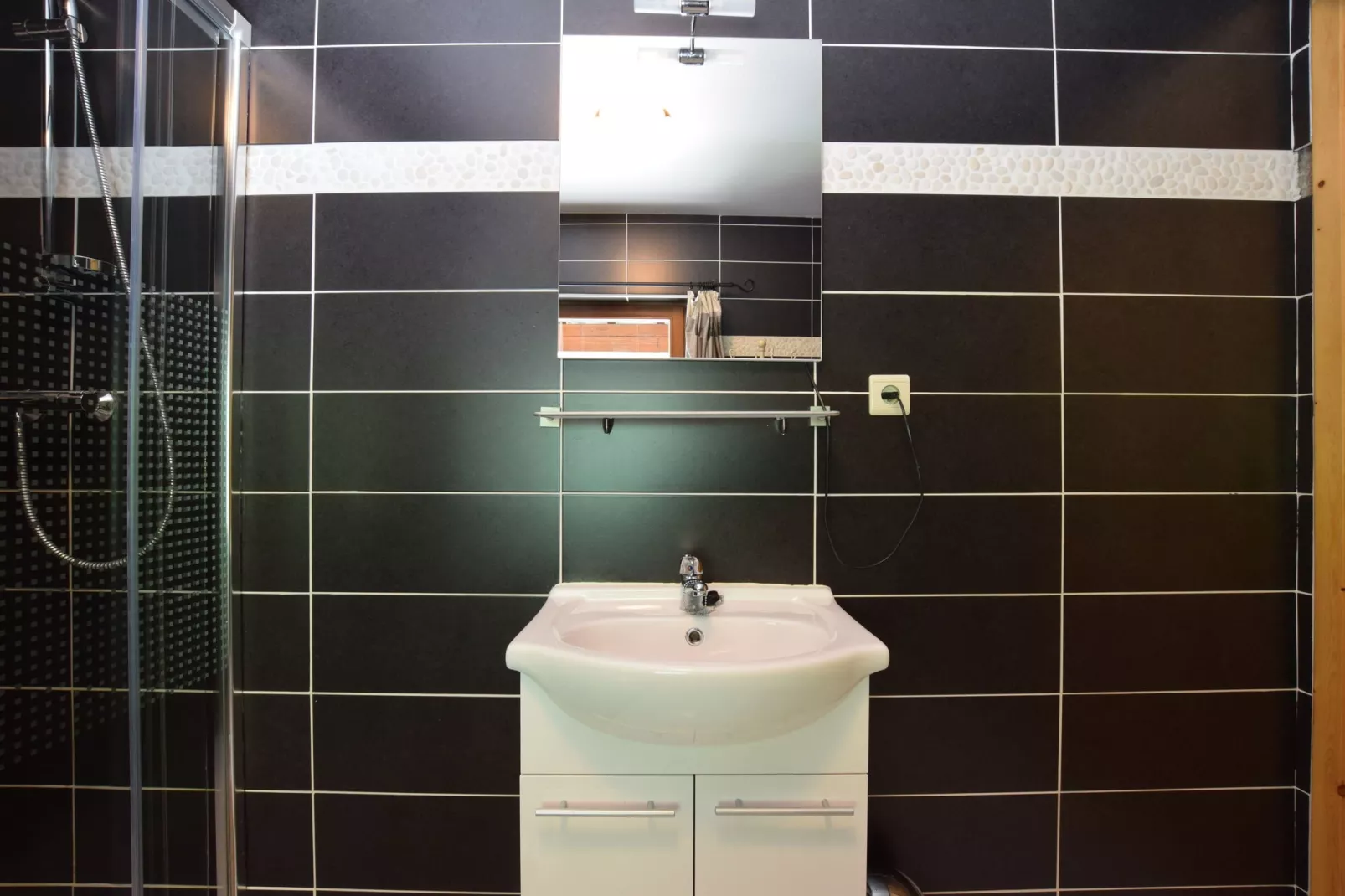Les Mirettes-Bathroom