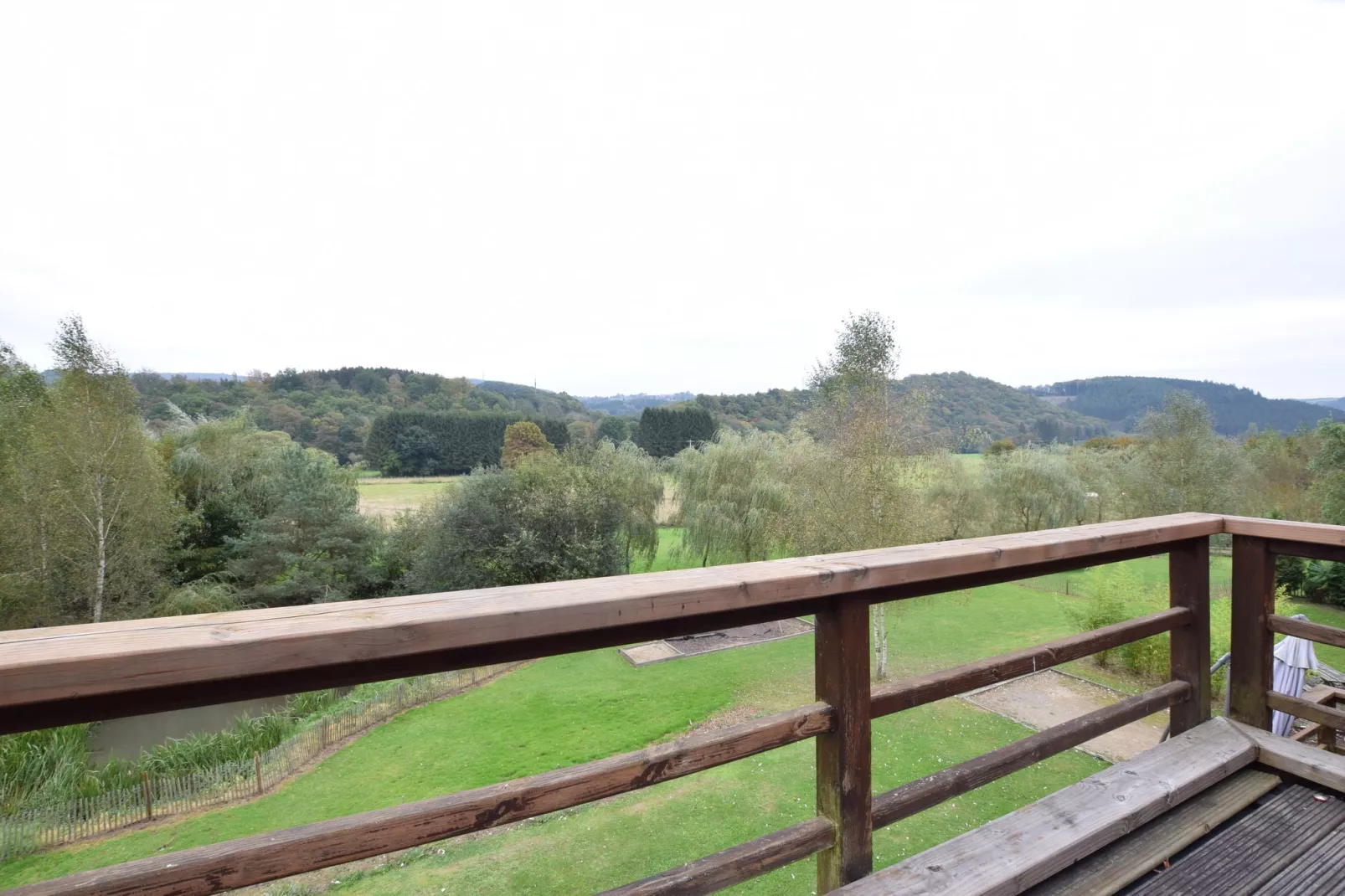 Les Mirettes-View summer