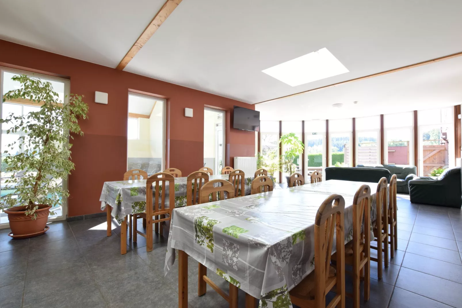Les Bains 48 p-Dining room