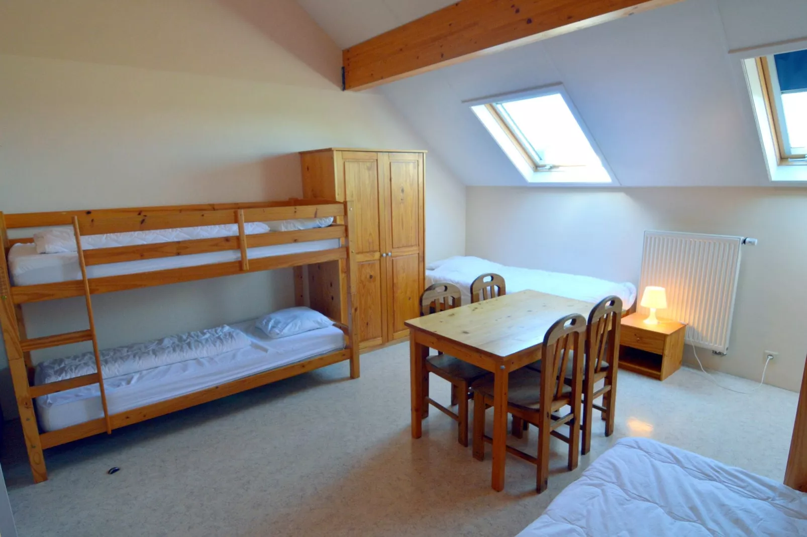 Les Bains 48 p-Bedroom