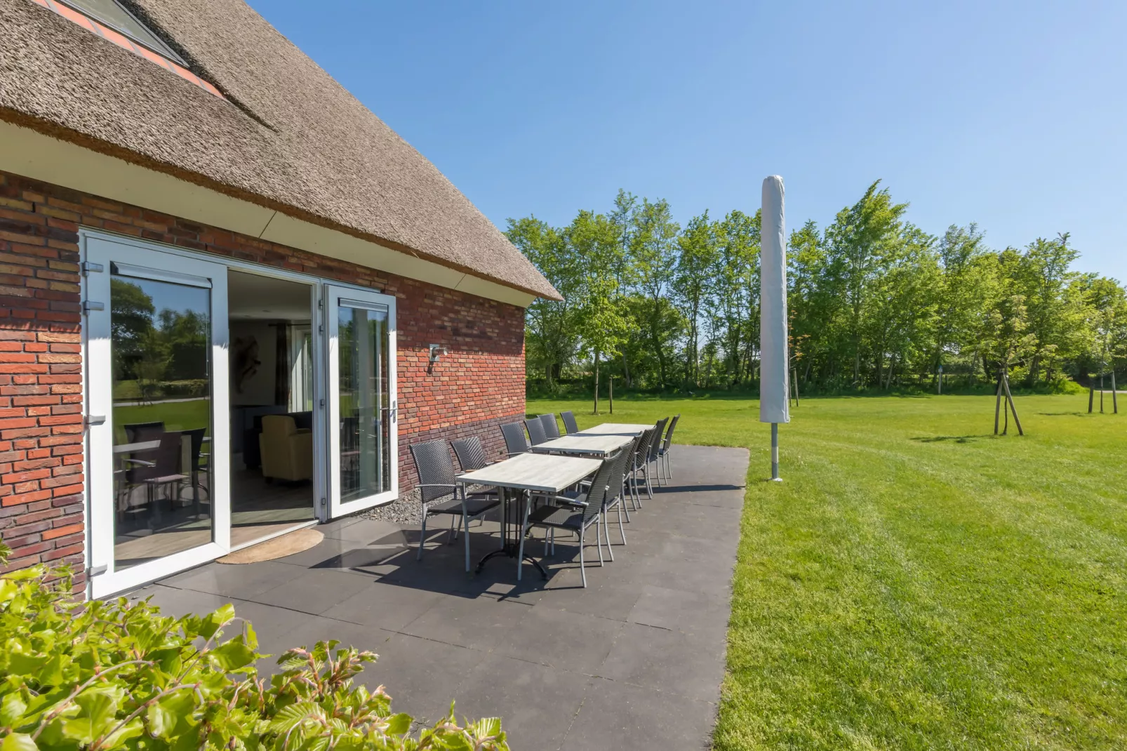 Résidence de Weerribben 1-Gardens summer