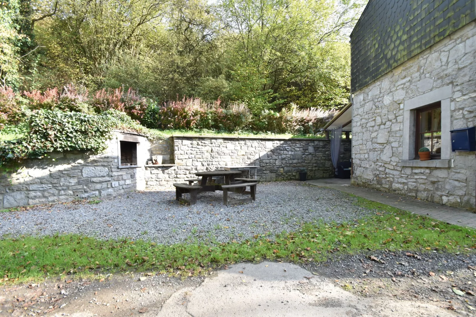 La Maison au Ruisseau-Jardin d'été