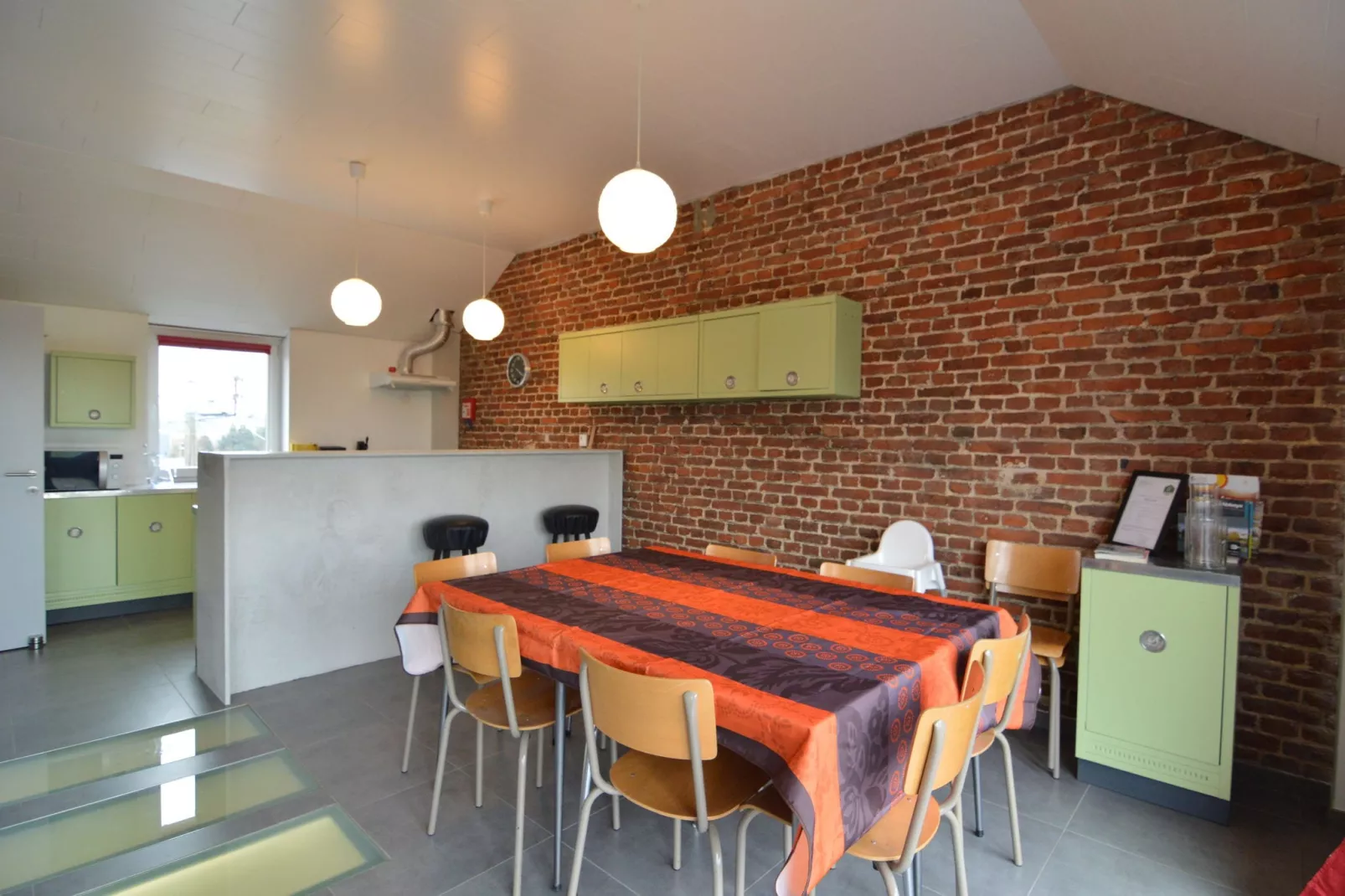 Les secrets du chat-Dining room