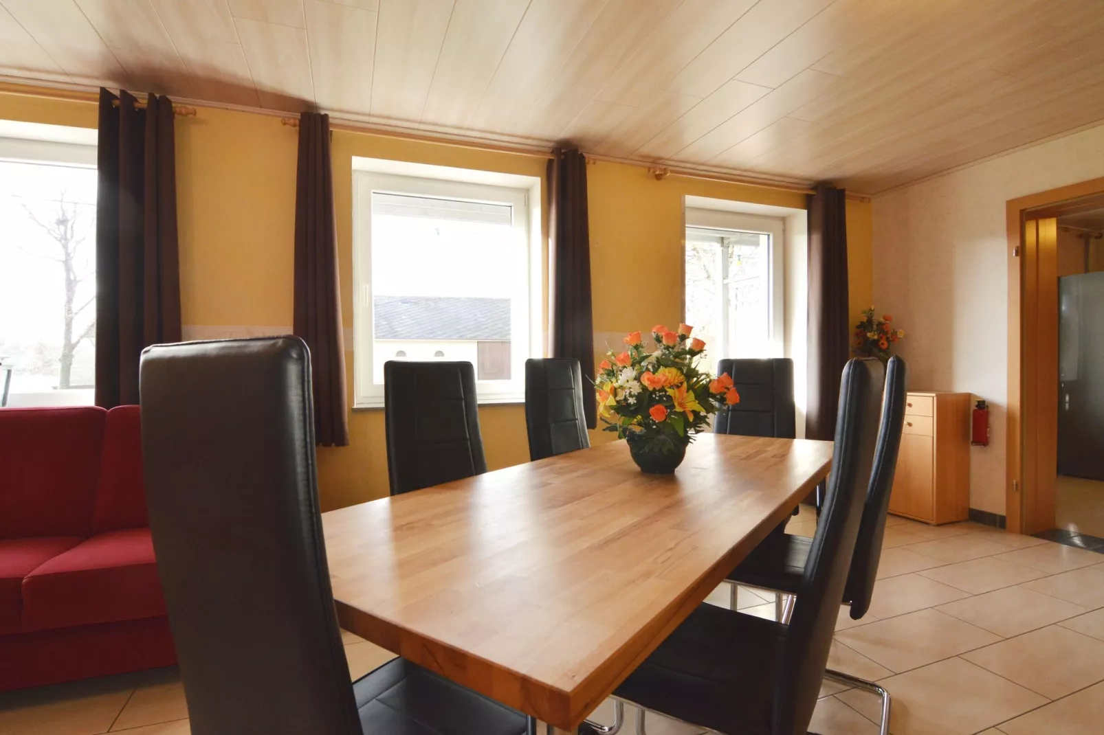 Anna-Dining room