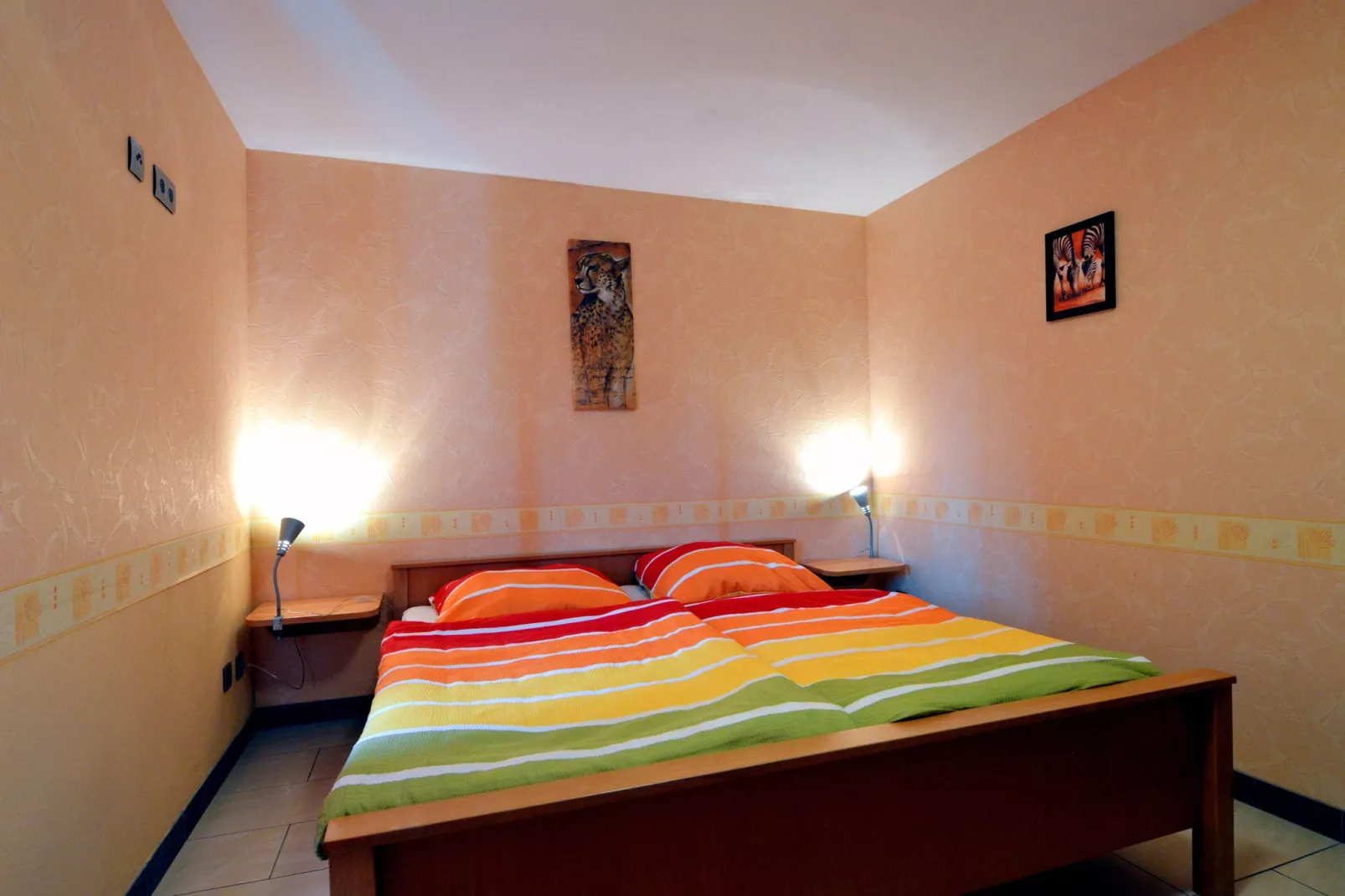 Anna-Bedroom