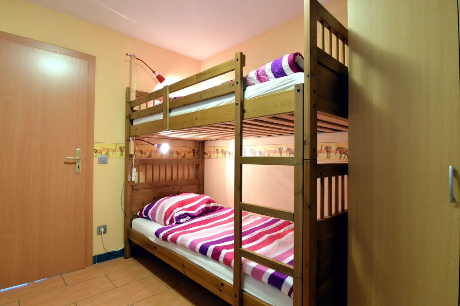 Anna-Bedroom