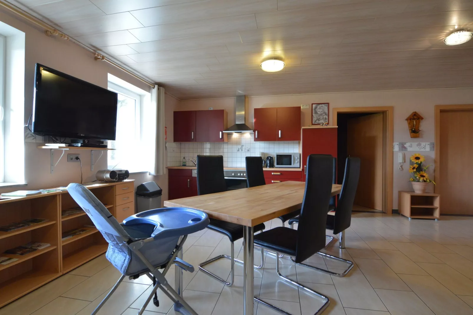 Anita-Dining room
