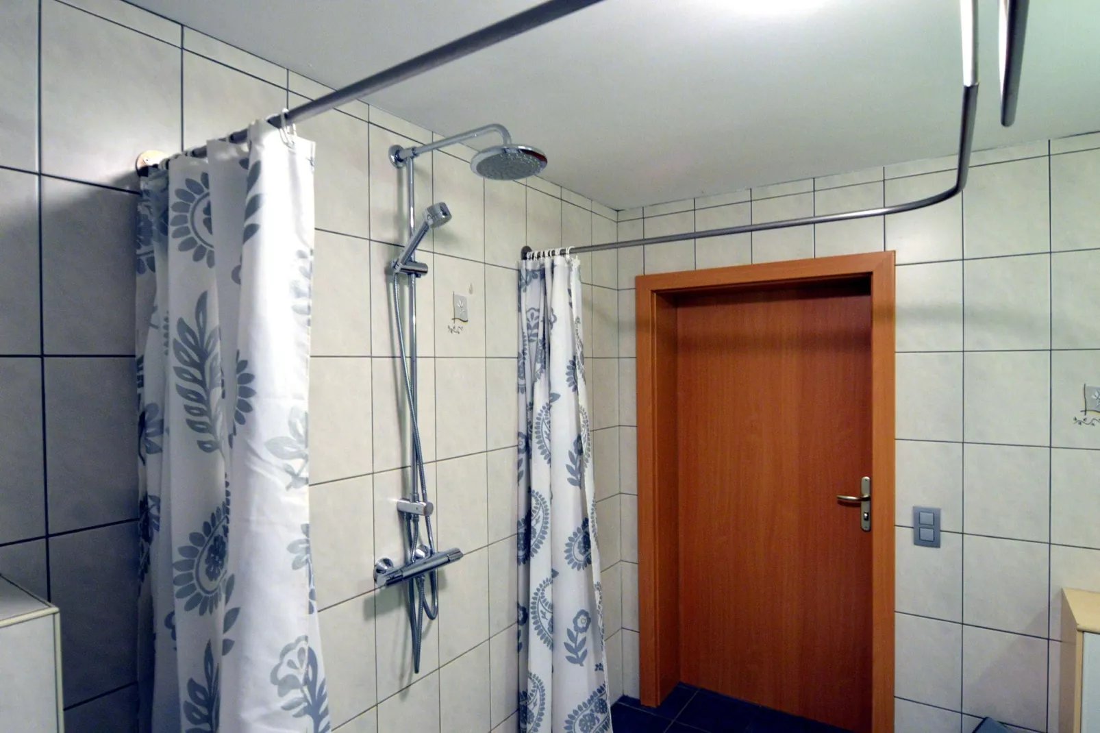 Residenz Zur Buchenallee-Bathroom
