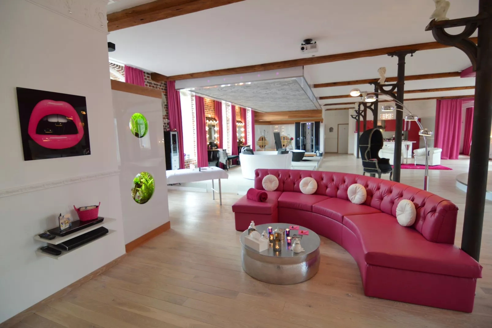 Le baiser d'Angeli-Living room
