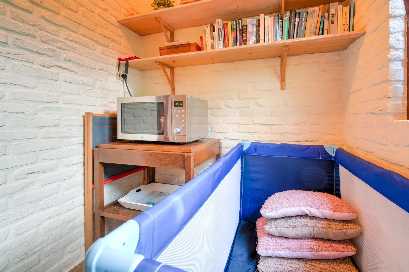 The Forest Cottage-Bedroom