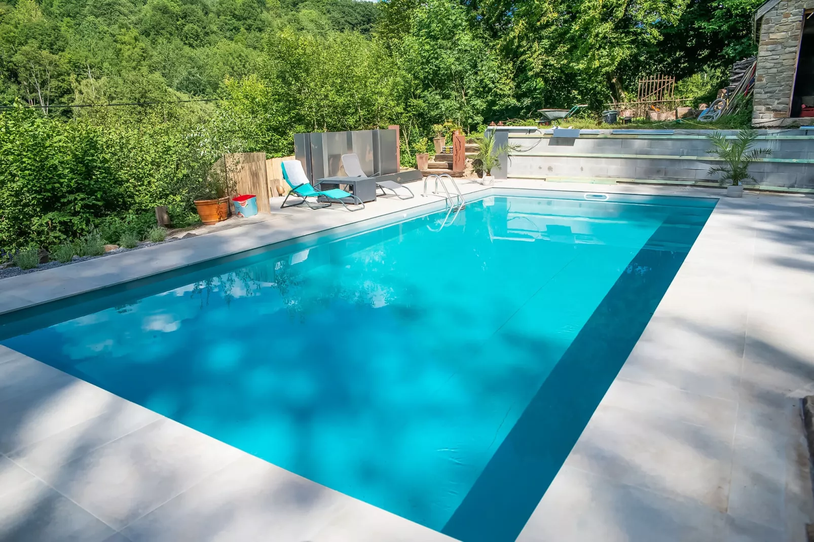 Beautiful home in nature with pool-Piscine