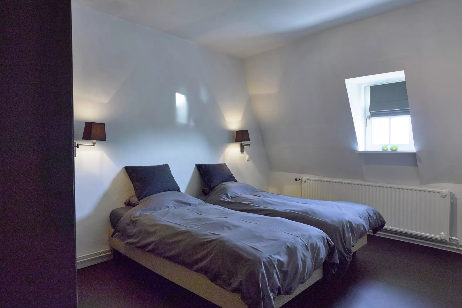 Le Dragon-Bedroom