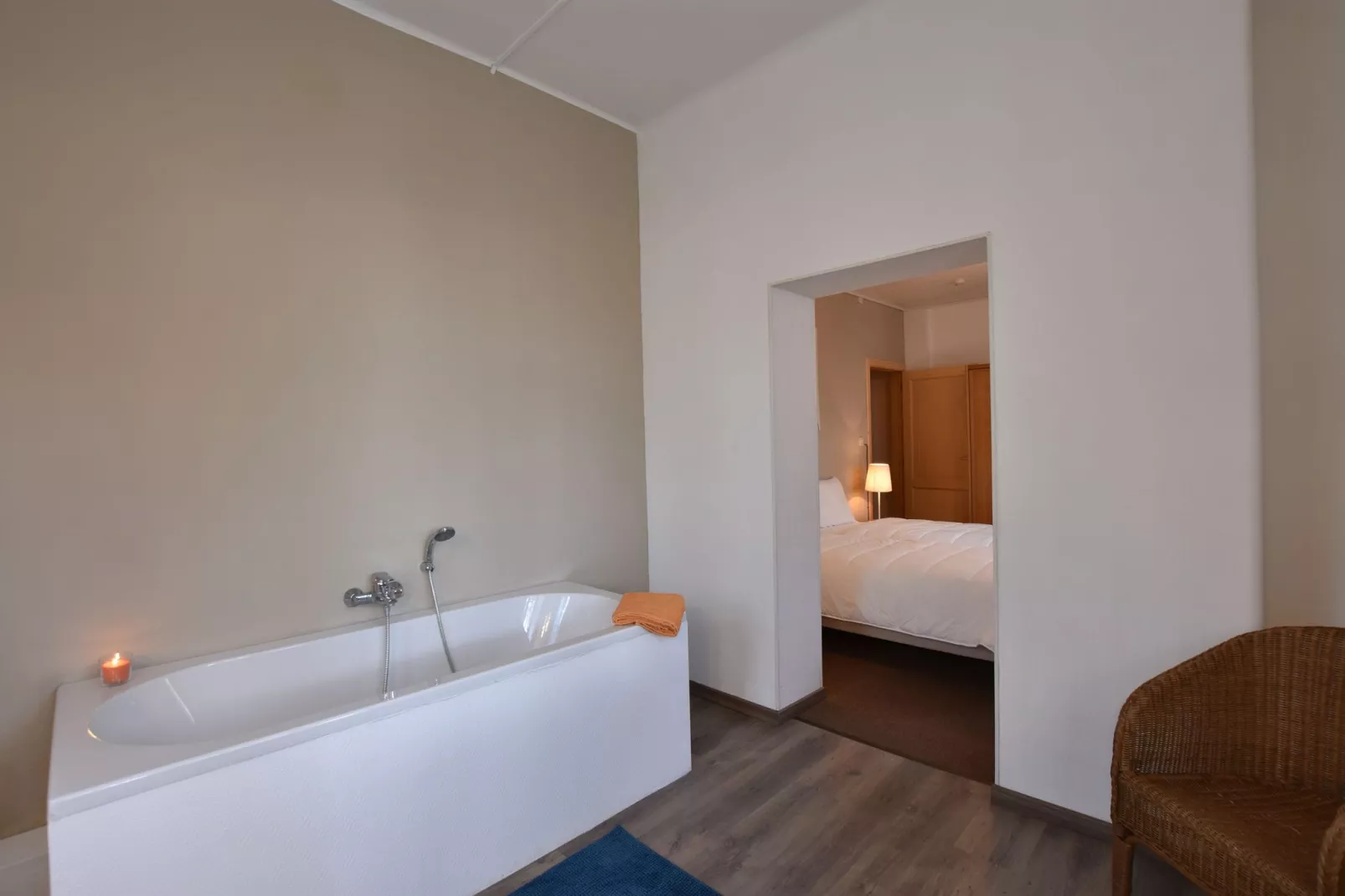 Het huis van Amelie 12  pers maximum-Bathroom