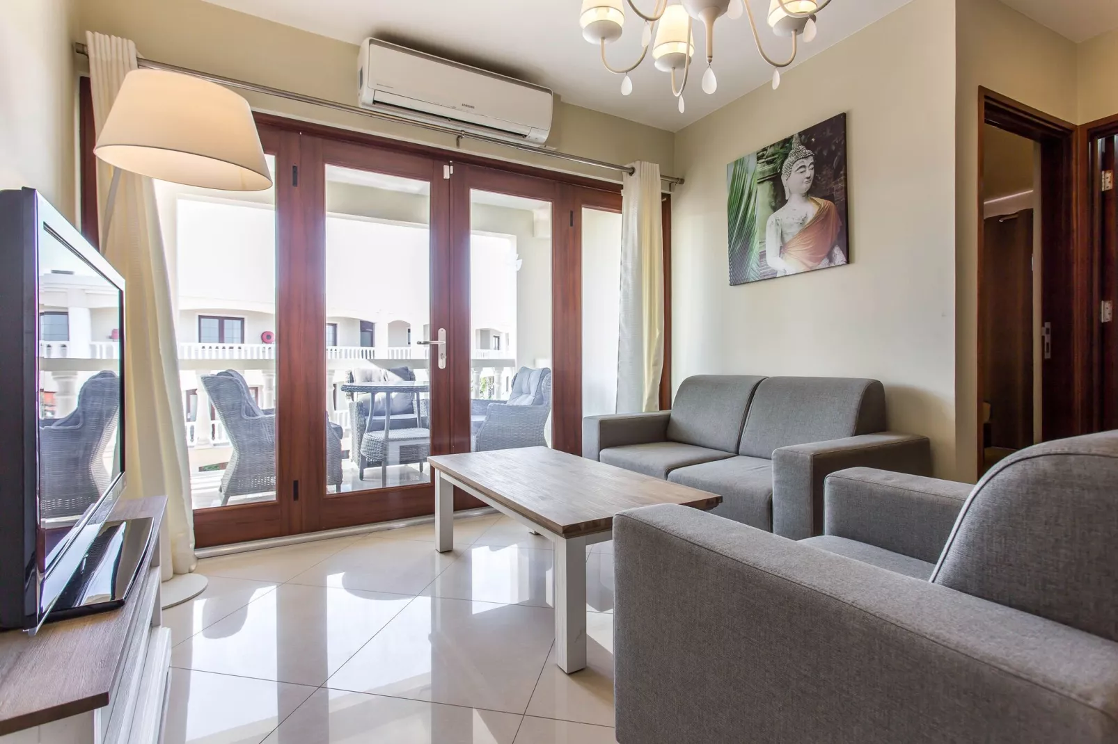 Appartement 2 bedroom-2 bathroom-Salon