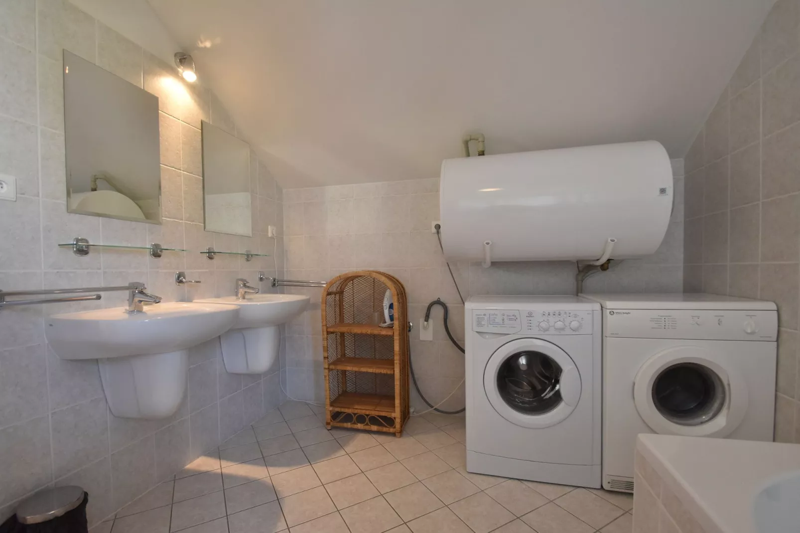 Villa Annemieke-Salle de bain