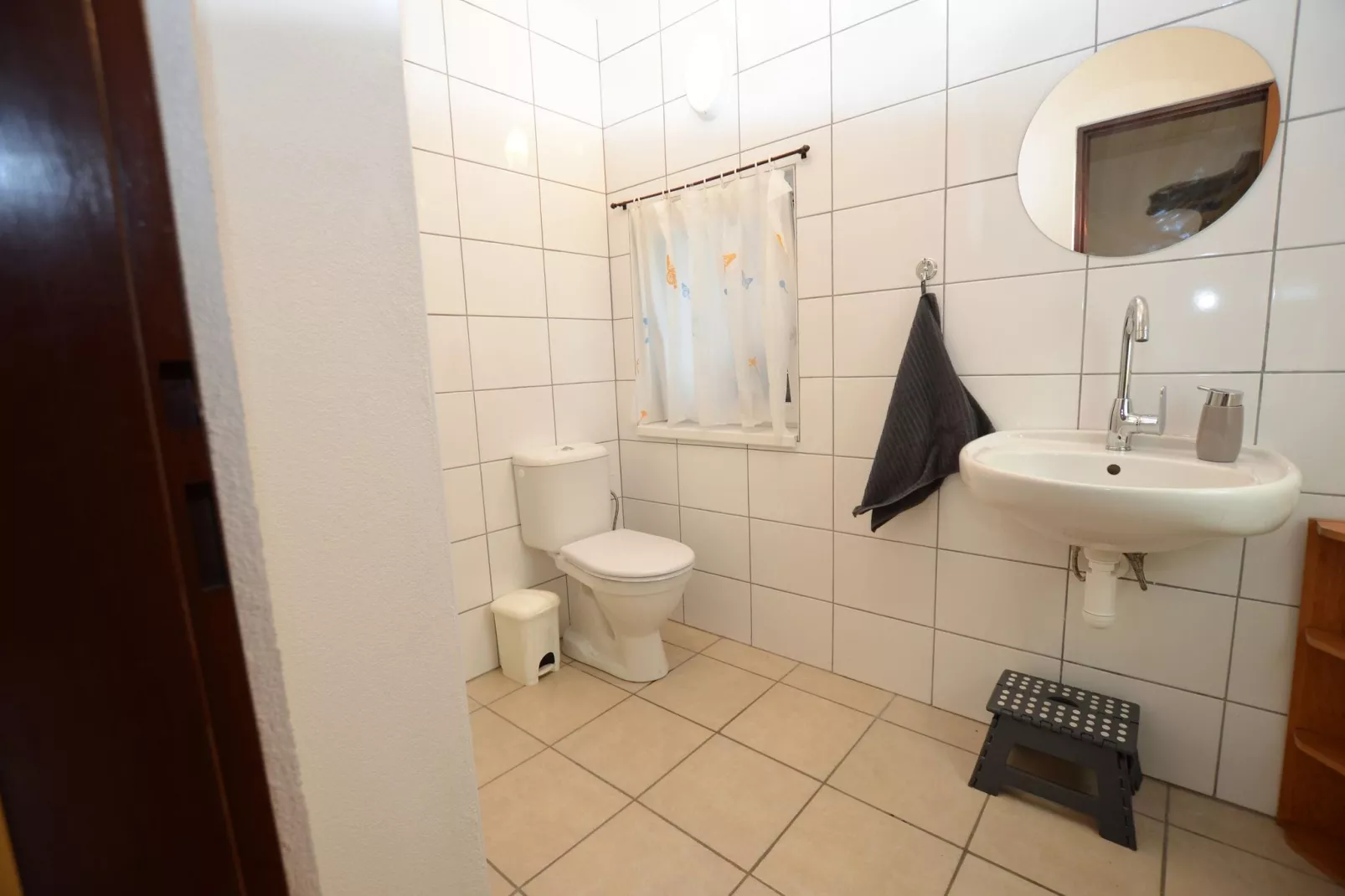 Rita-Bathroom