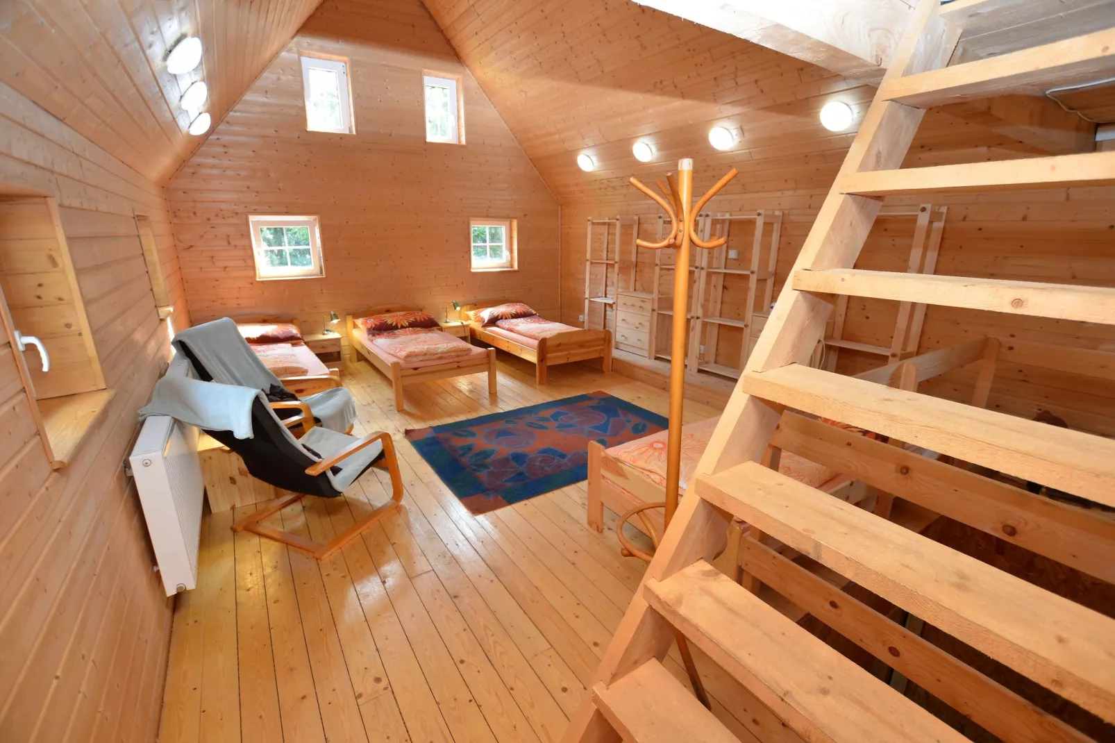 Rita-Bedroom