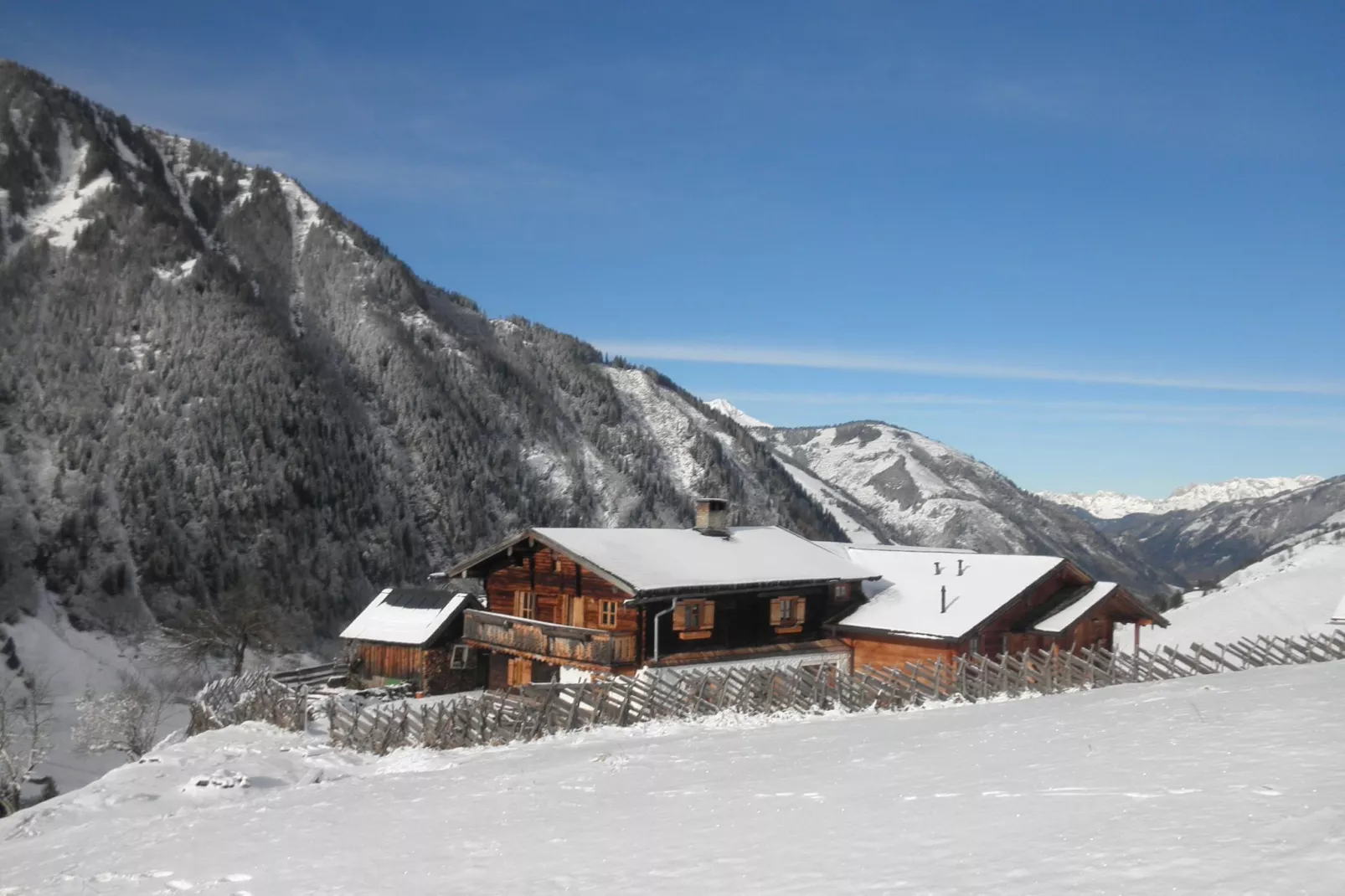 Am Berg-Exterior winter