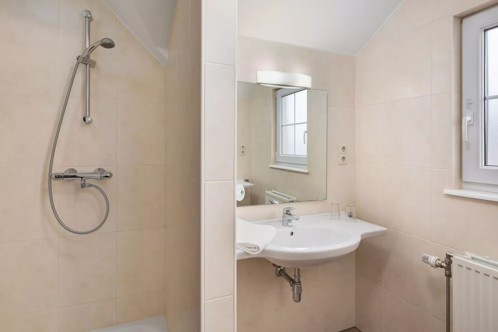 Ferienresort Cochem 34-Bathroom