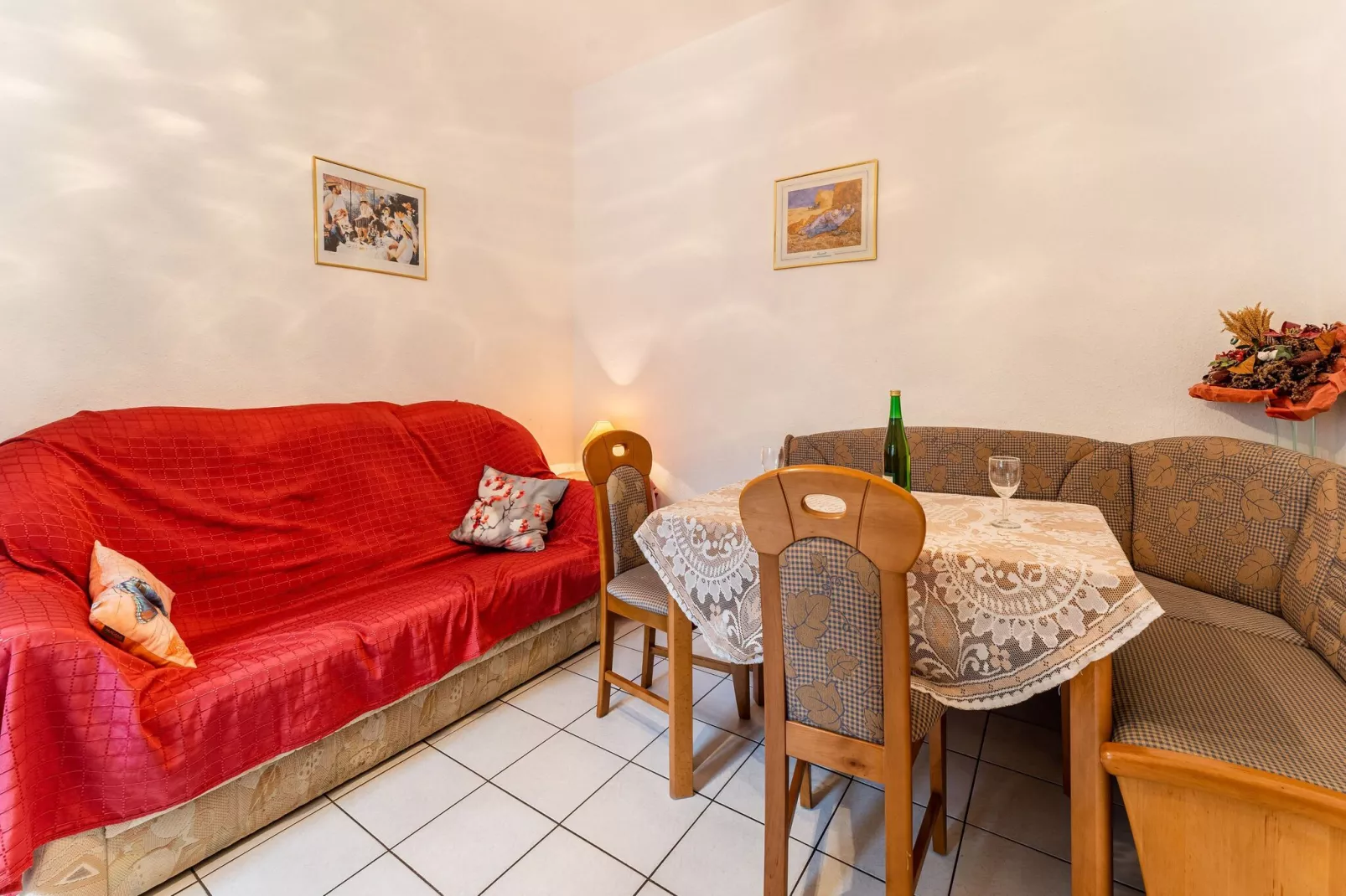 Ferien-Weingut Kirch-Living room